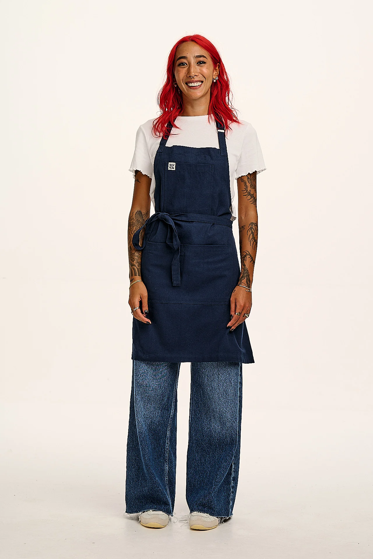Ada - Midweight Cotton Apron in Navy Blue - Image 3