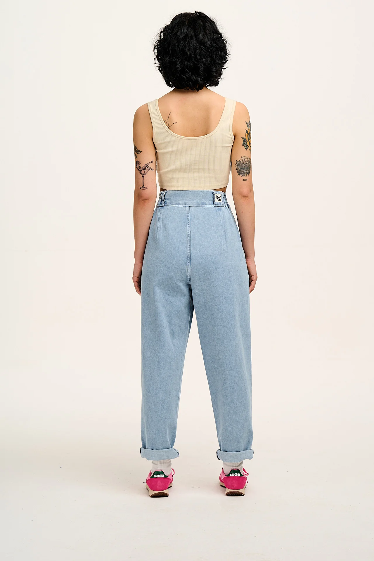 Addison - Denim Jeans in Light Wash Blue - Image 8