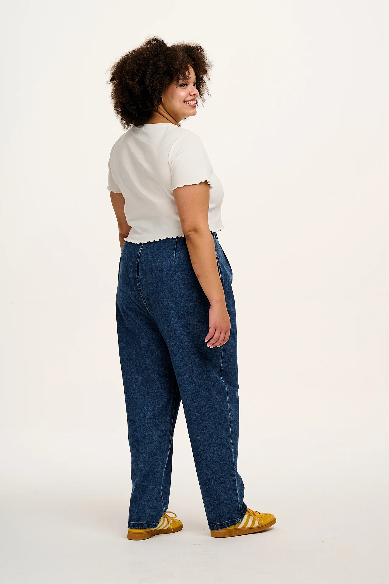 Addison - Denim Jeans in Mid Wash Blue - Image 10