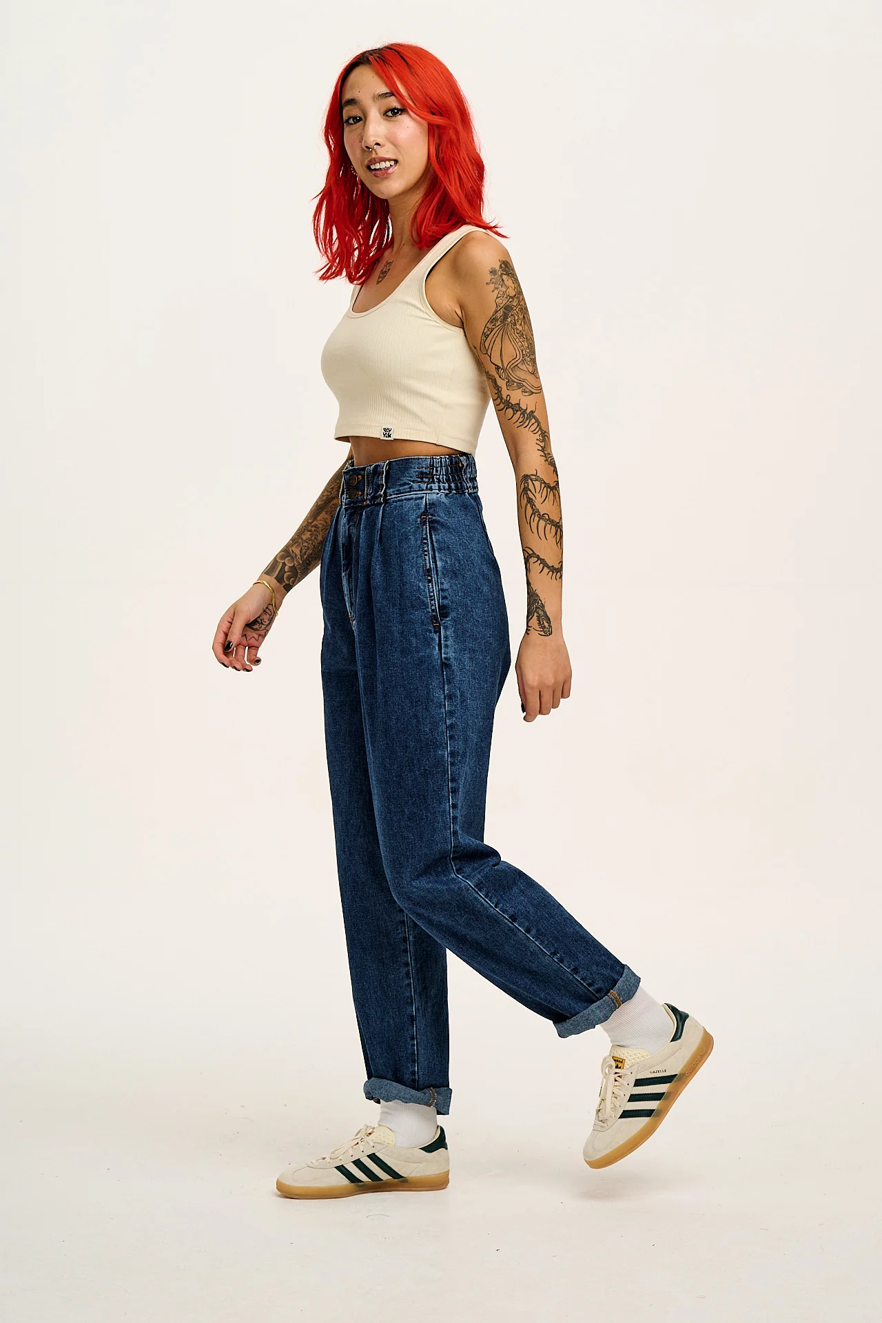 Addison - Denim Jeans in Mid Wash Blue - Image 4