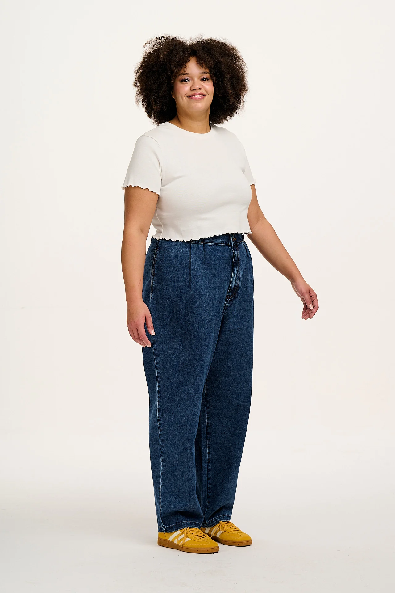 Addison - Denim Jeans in Mid Wash Blue - Image 9