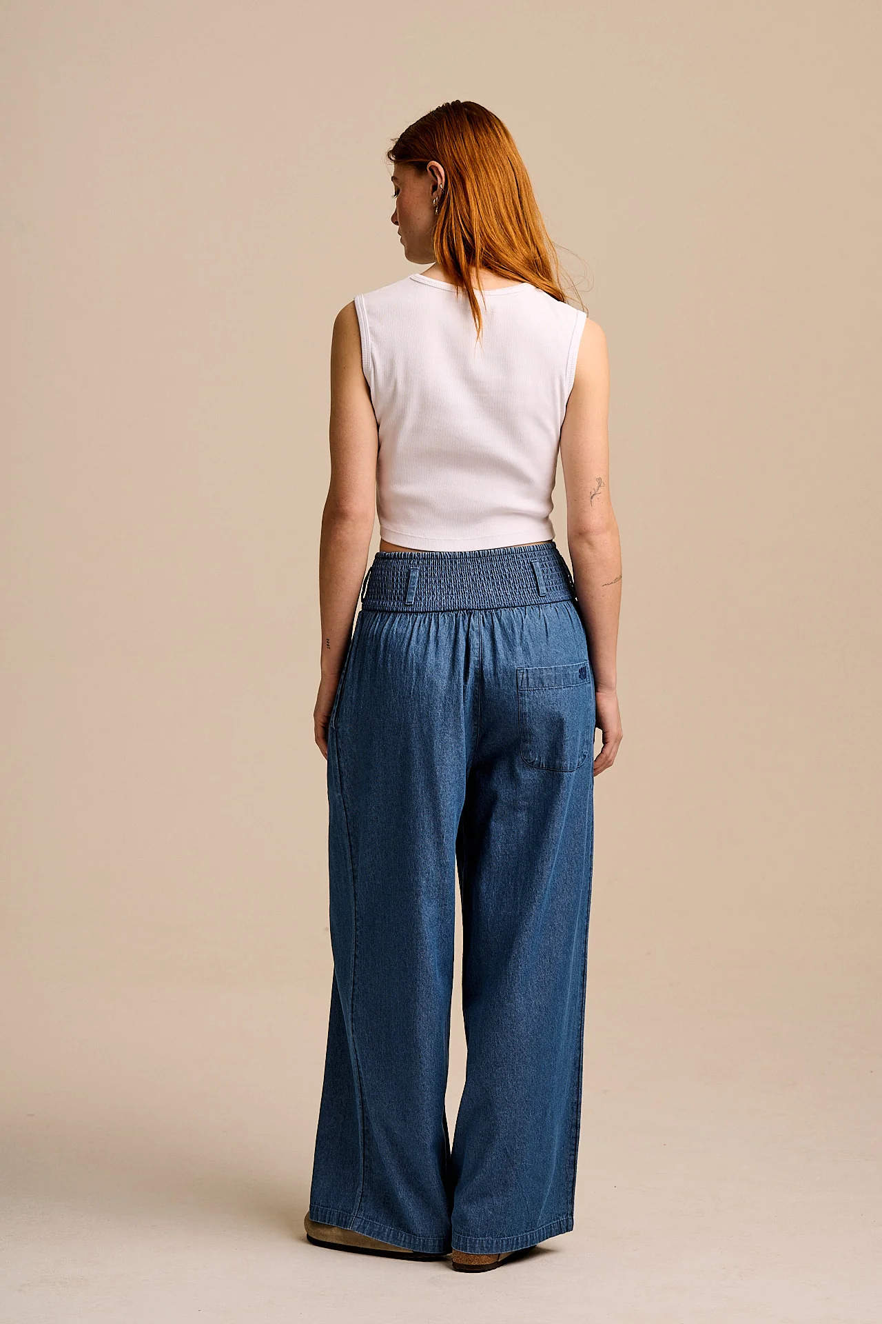 Alex - Wide Leg Cotton Trousers in Mid Wash Blue - Image 8