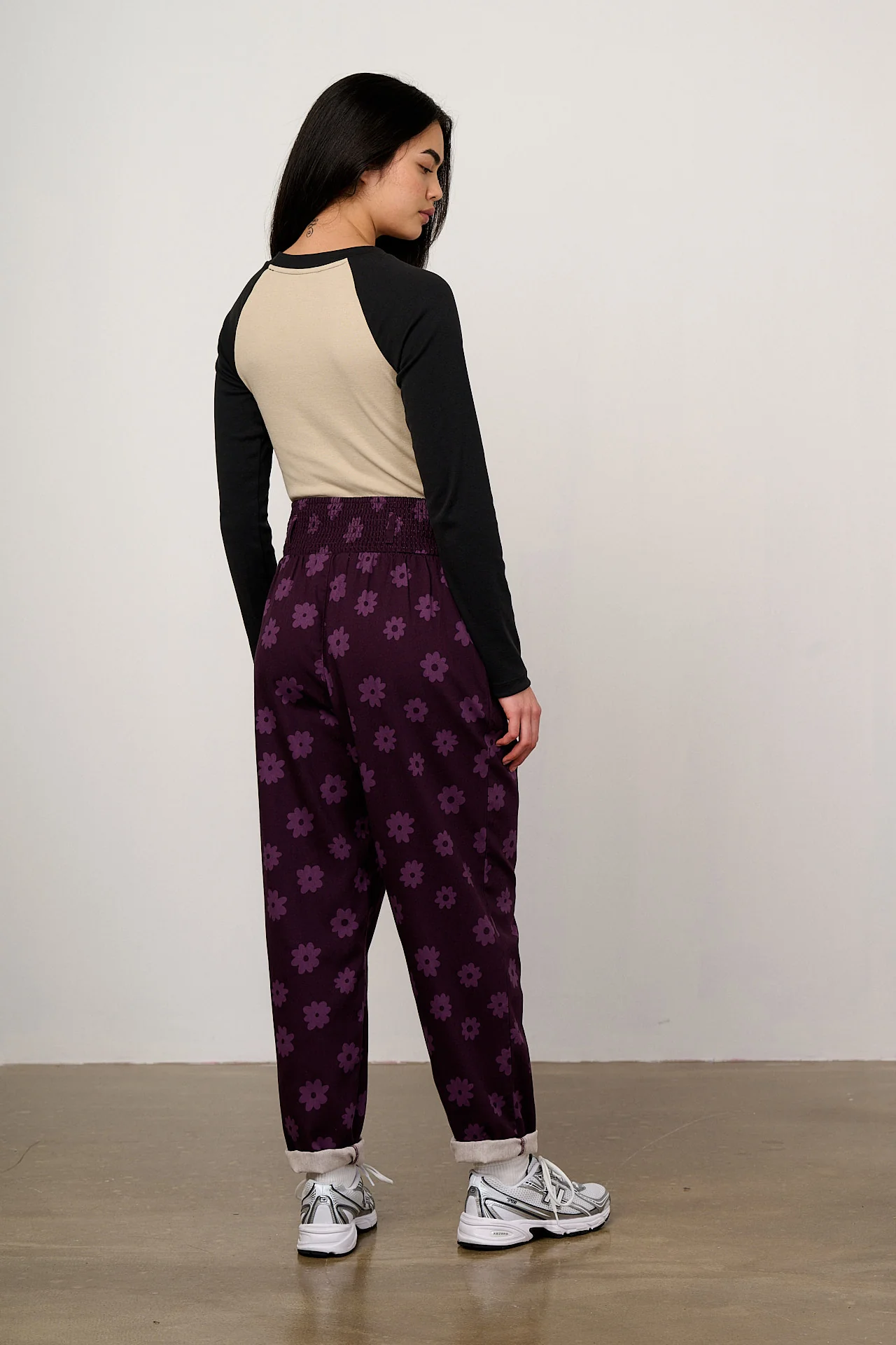 Alexa - Cotton Trousers in Purple Delano - Image 6
