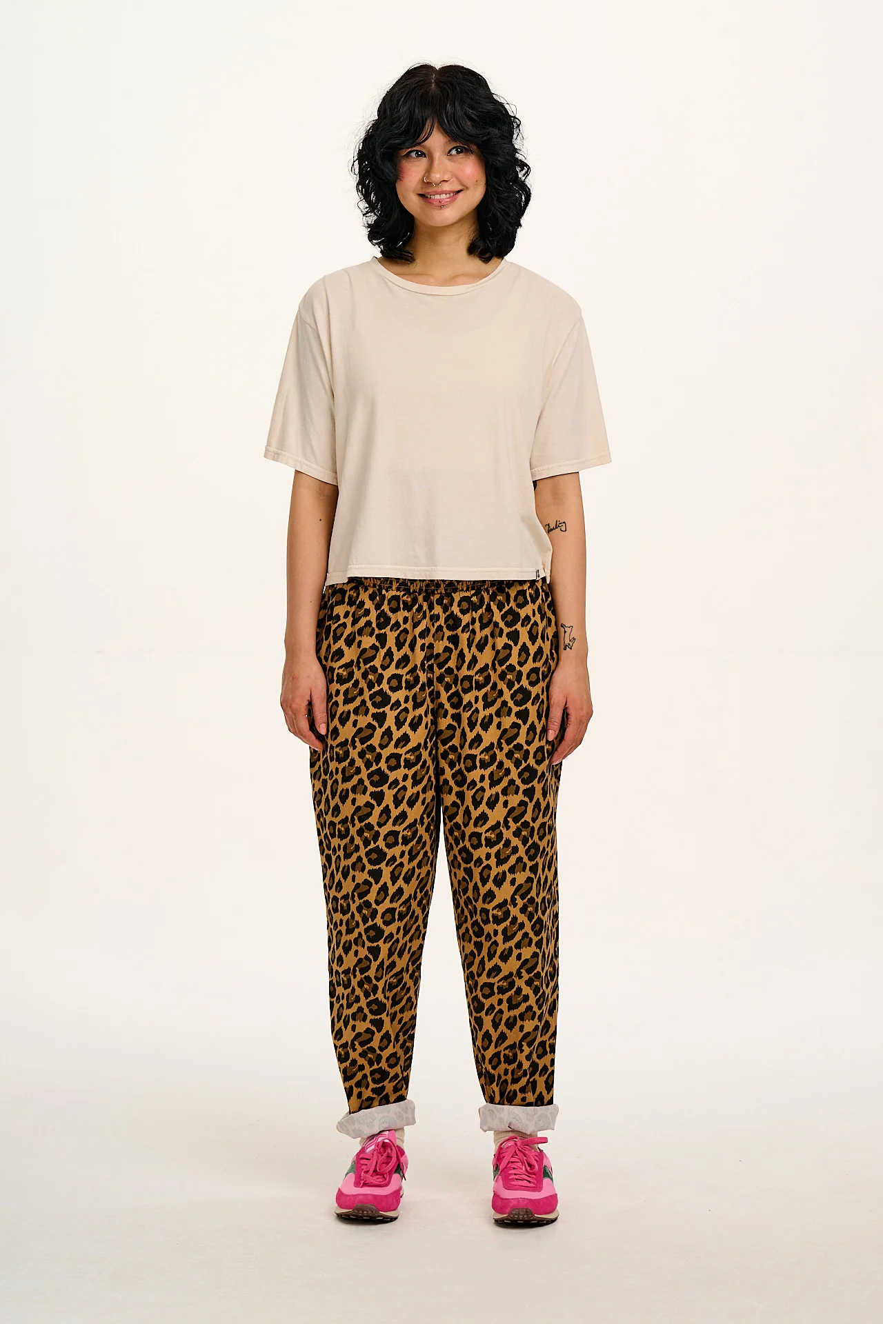 Alexa - Cotton Trousers in Leopard Print - Image 10