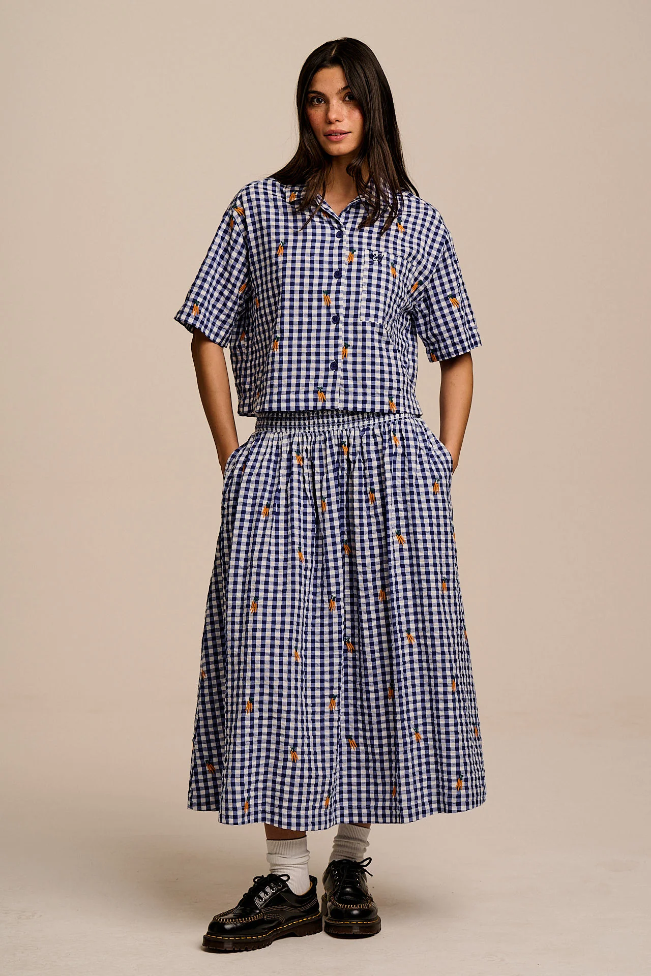 Archer - Cotton Shirt in Gingham with Carrot Embroidery - Image 6