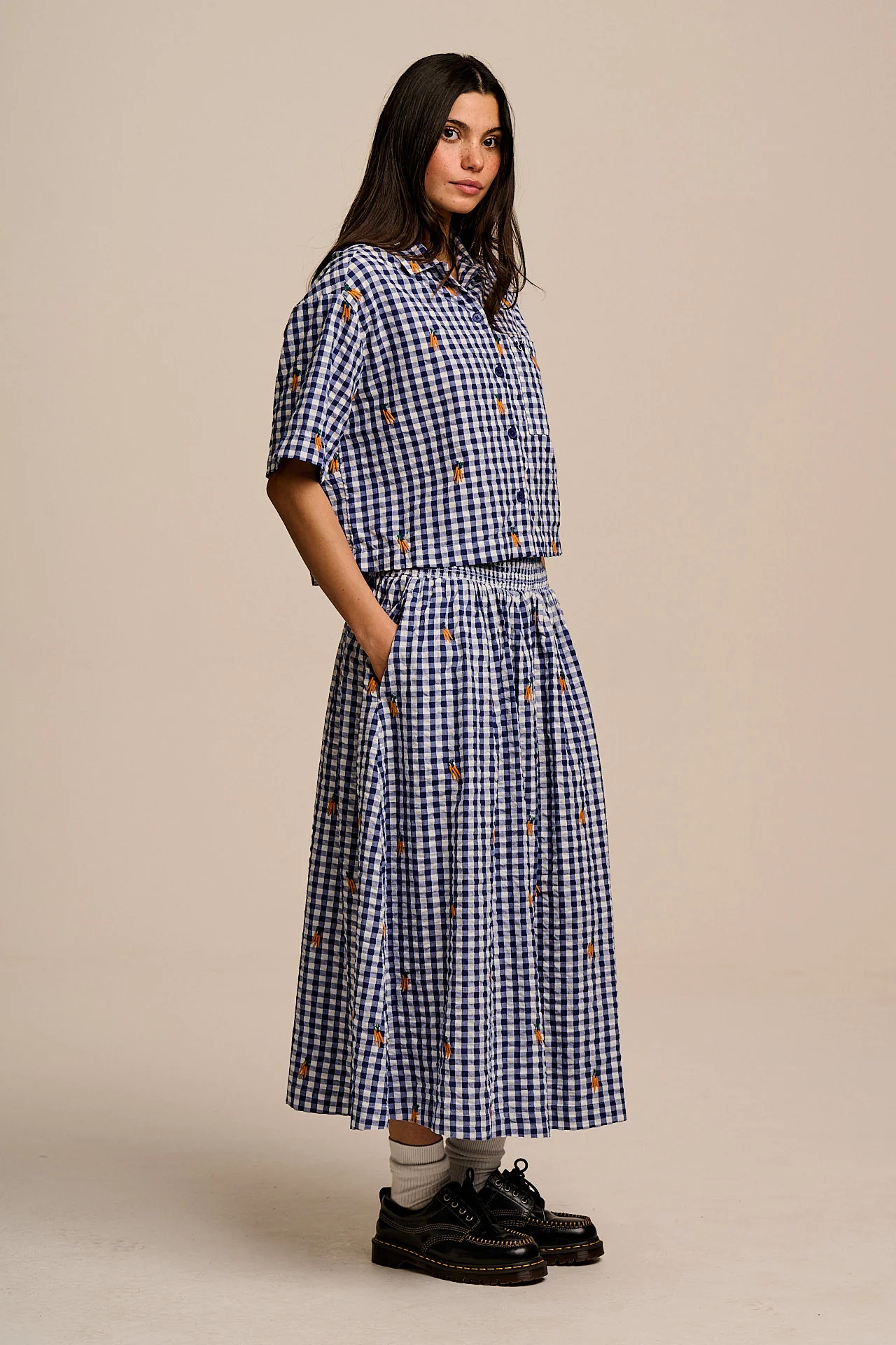 Archer - Cotton Shirt in Gingham with Carrot Embroidery - Image 8