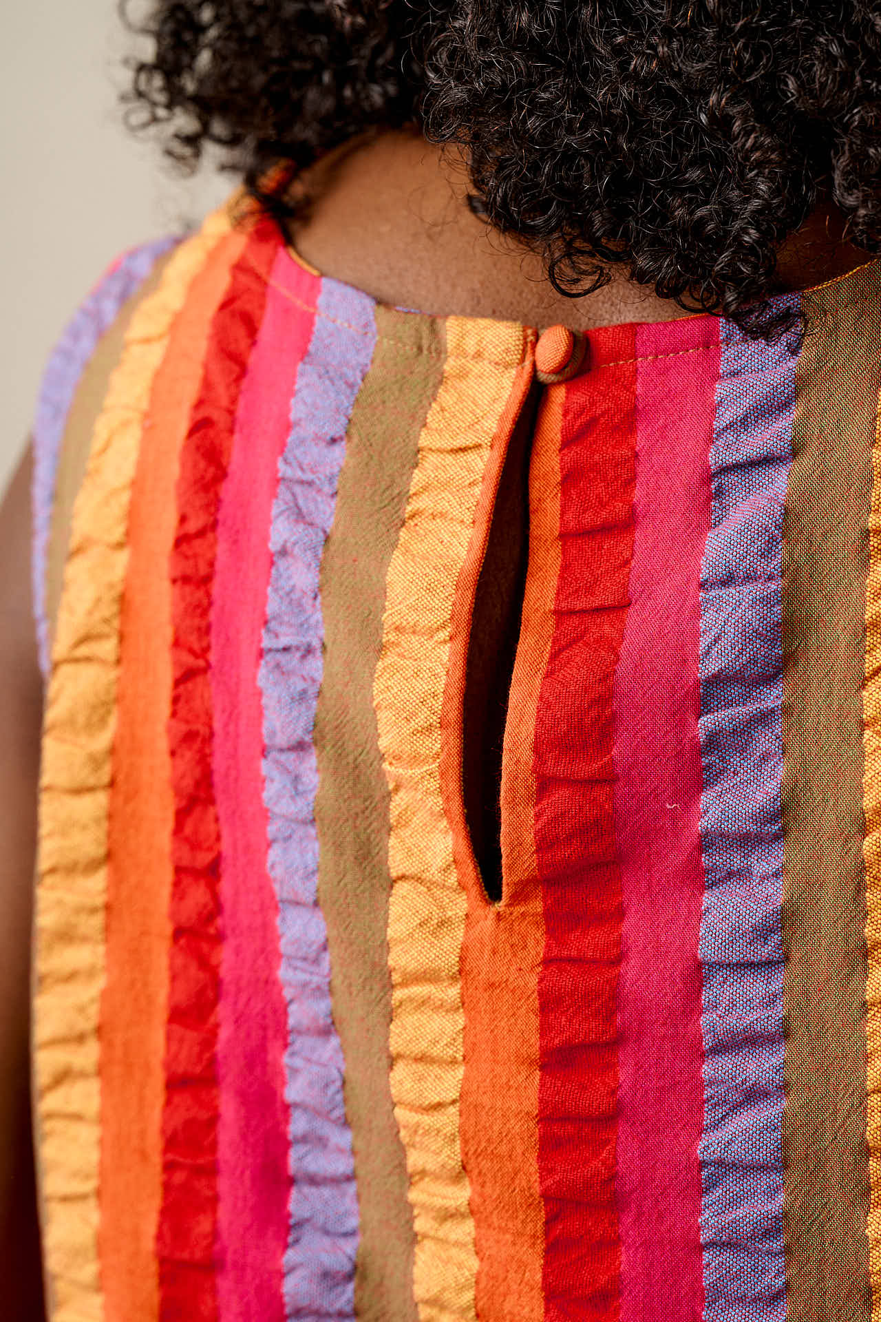Arden - Cotton Shell Top in Wide Rainbow Stripe - Image 4