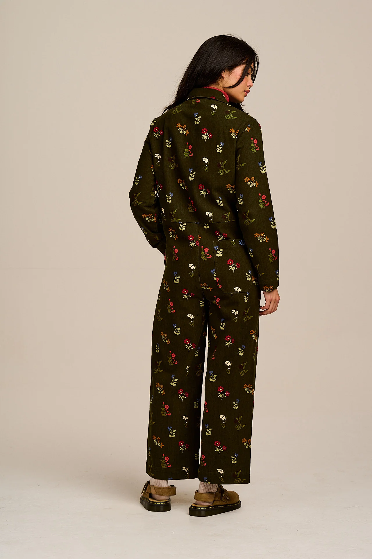 Arendal - Cotton Long Sleeve Jumpsuit in Winter Blooms - Image 9