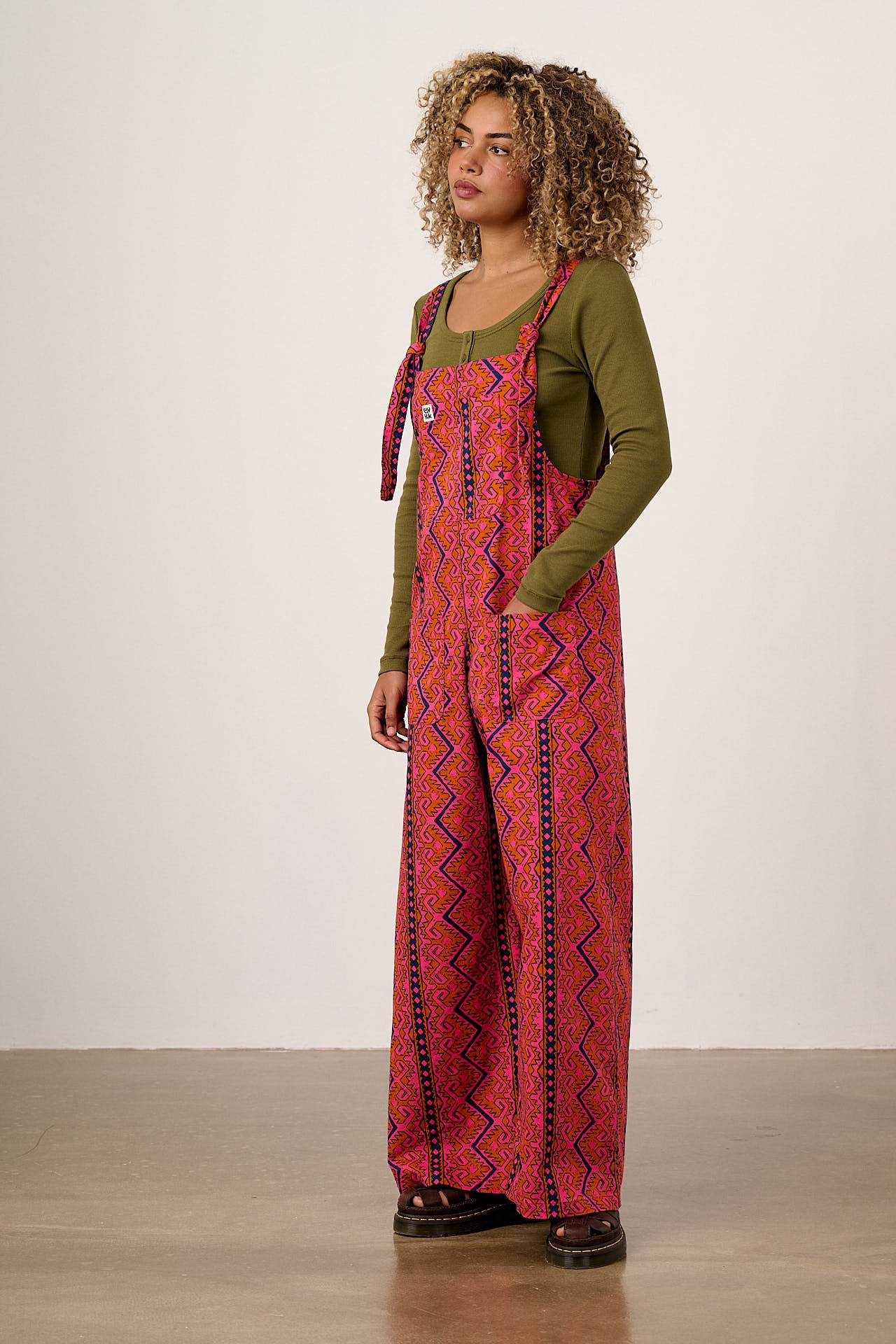 Arlo - Cotton Wide Leg Dungarees in Red Zig Zag Stripe - Image 3