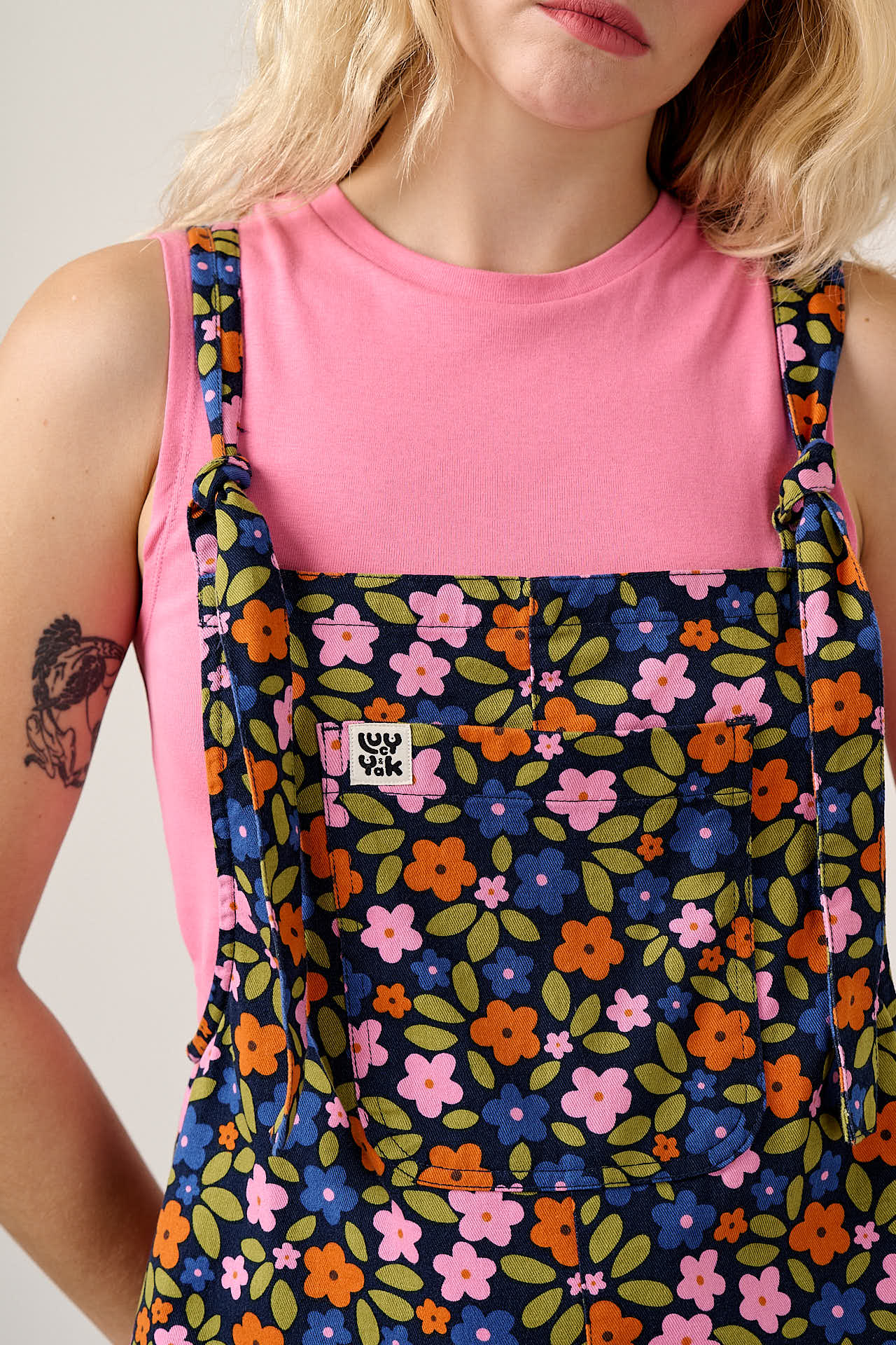 Arlo - Cotton Wide Leg Dungarees in Navy Floral - Image 2
