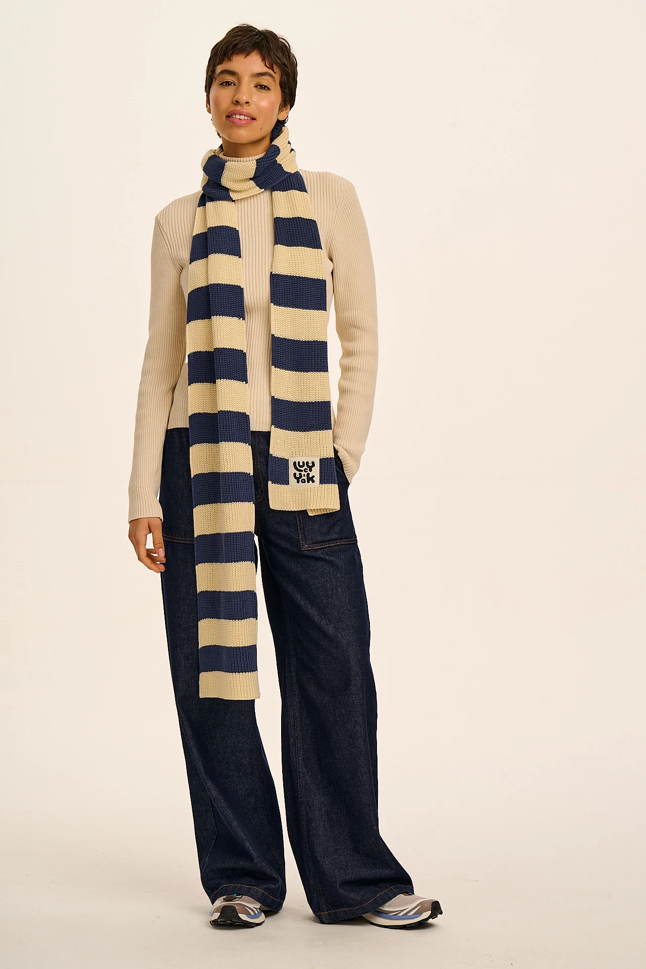Aroha - Knitted Scarf in Blue and Ecru Stripe - Image 2