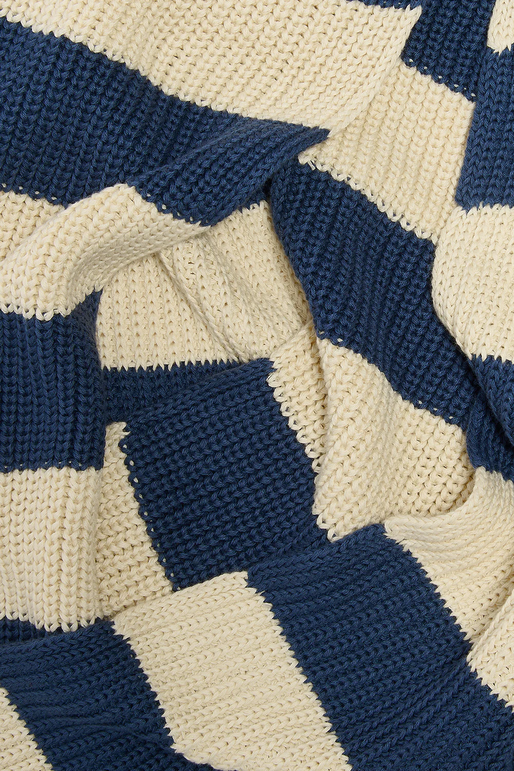 Aroha - Knitted Scarf in Blue and Ecru Stripe - Image 5