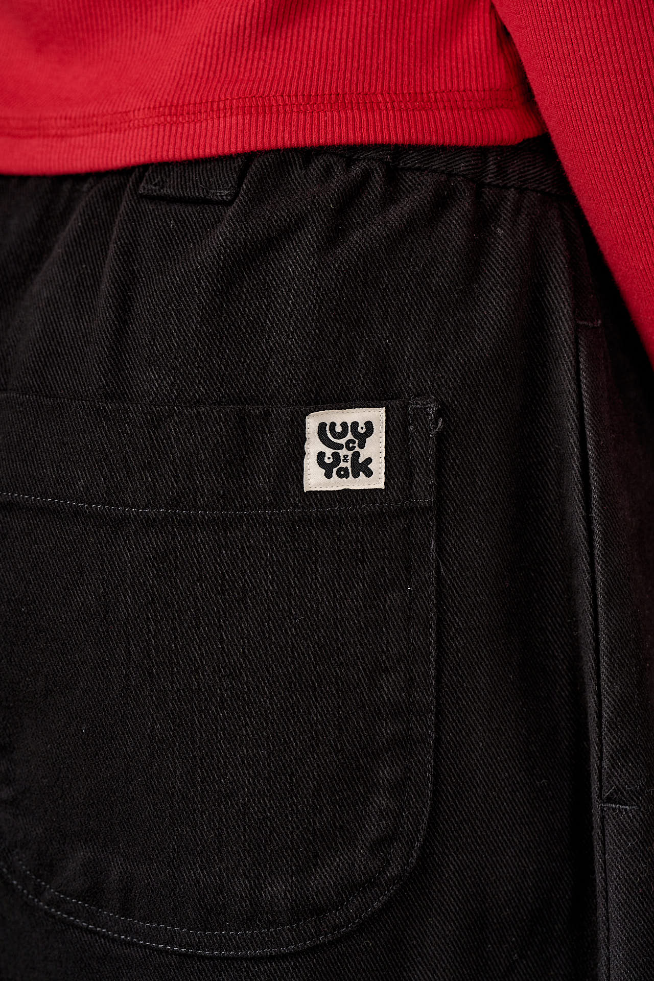 Ashby - Cotton Barrel Leg Trousers in Black - Image 6