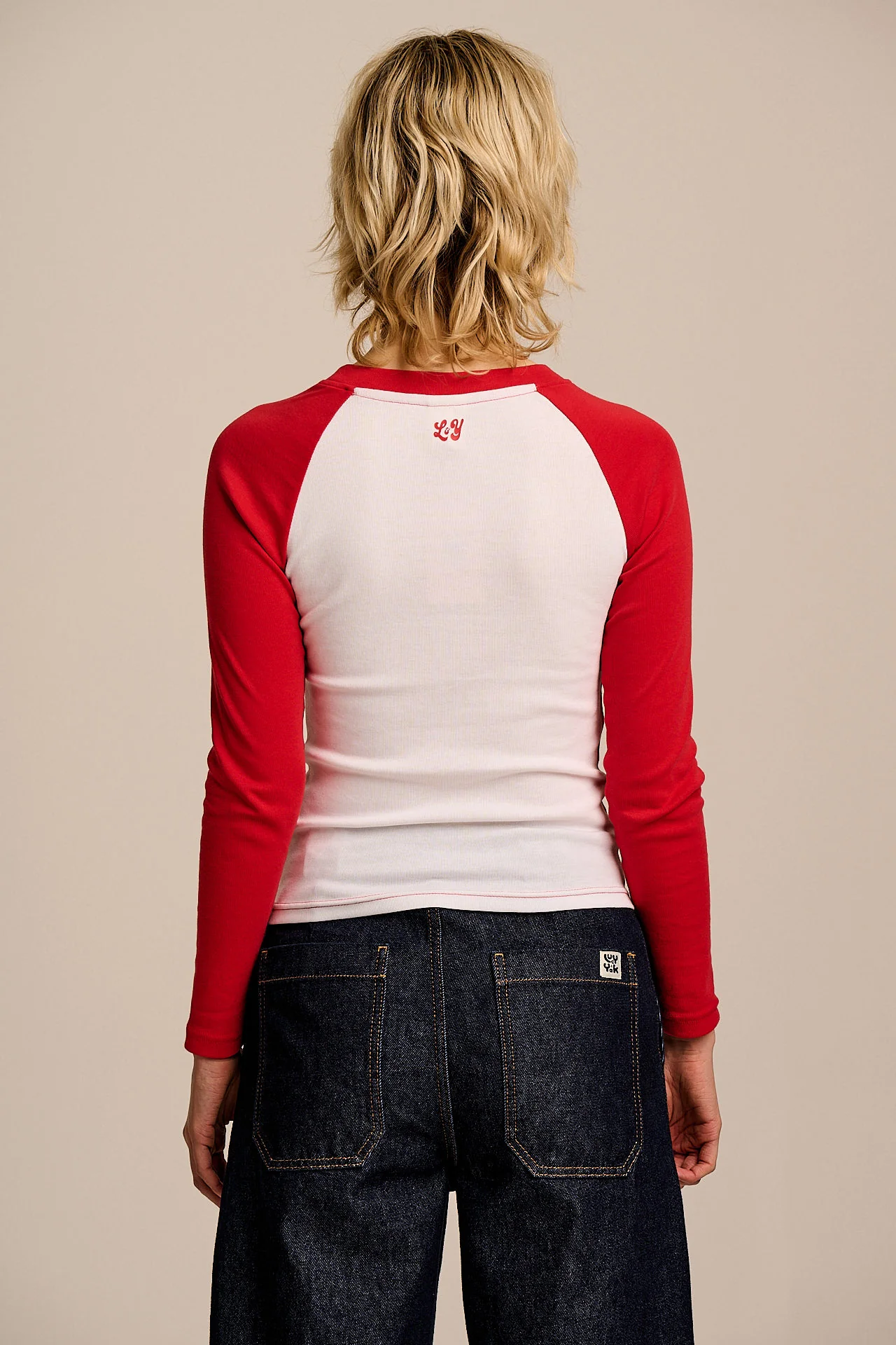 Avi - Long Sleeve Raglan Top in Red & White - Image 5