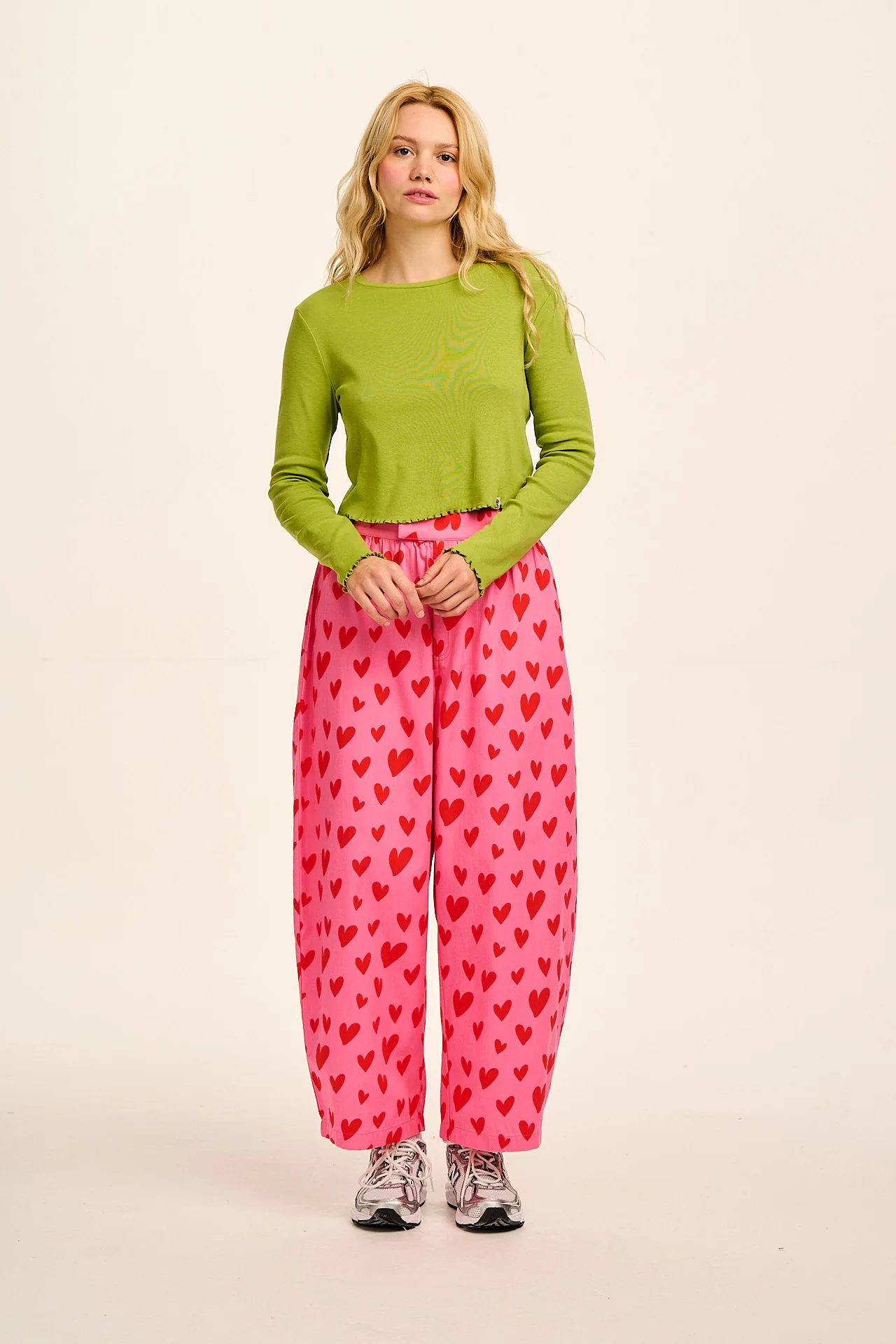 Beau - Barrel Leg Cotton Trousers in Cupid - Image 3