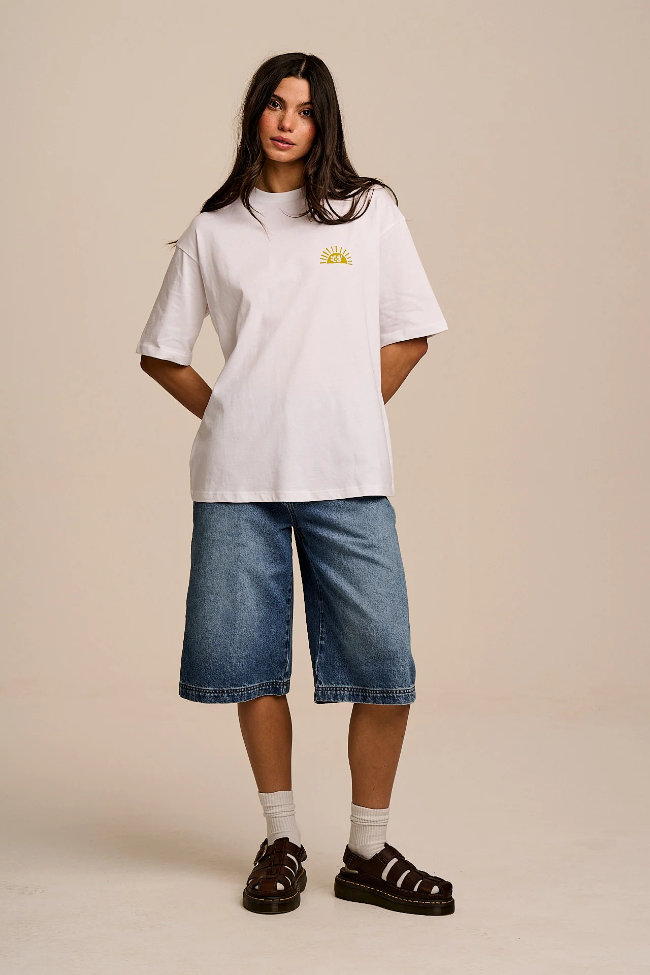 Benny - Oversized Cotton T-Shirt in Beach Coastal Tile Print - Image 3