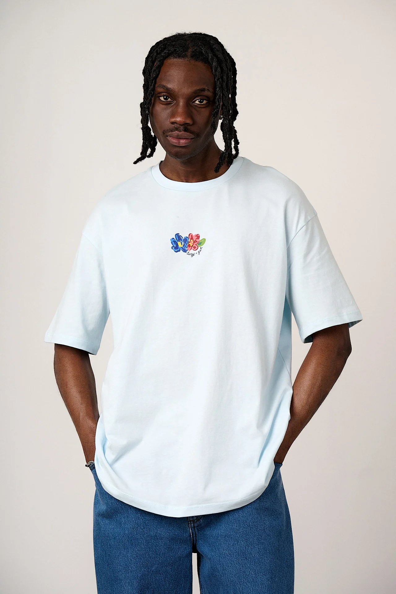 Benny - Oversized Cotton T-Shirt in Blue Vida Flower Print - Image 2