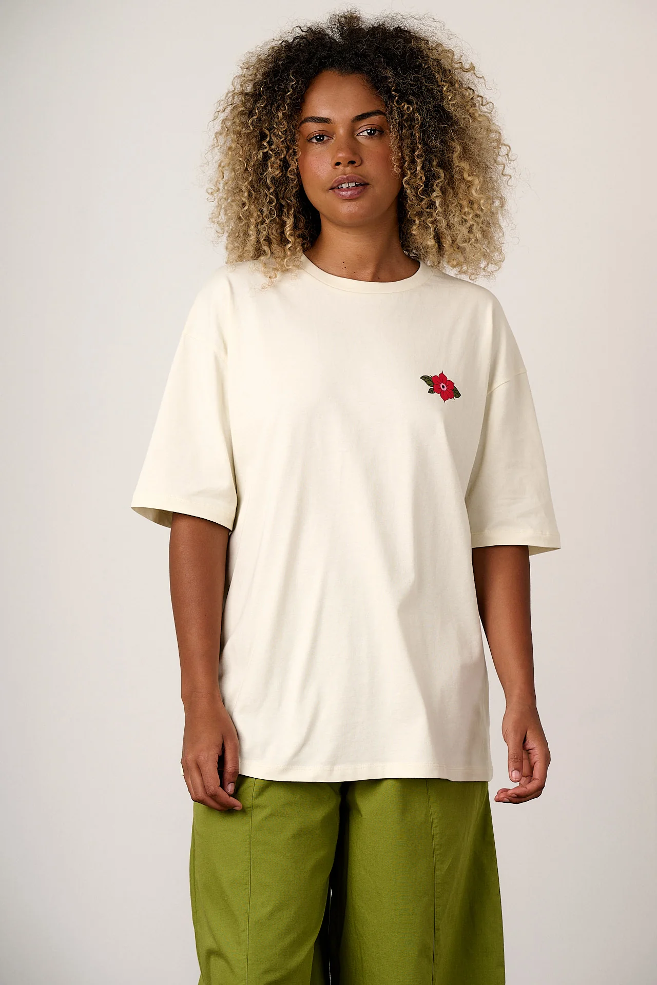 Benny - Oversized Cotton T-Shirt in Tattoo Print - Image 4