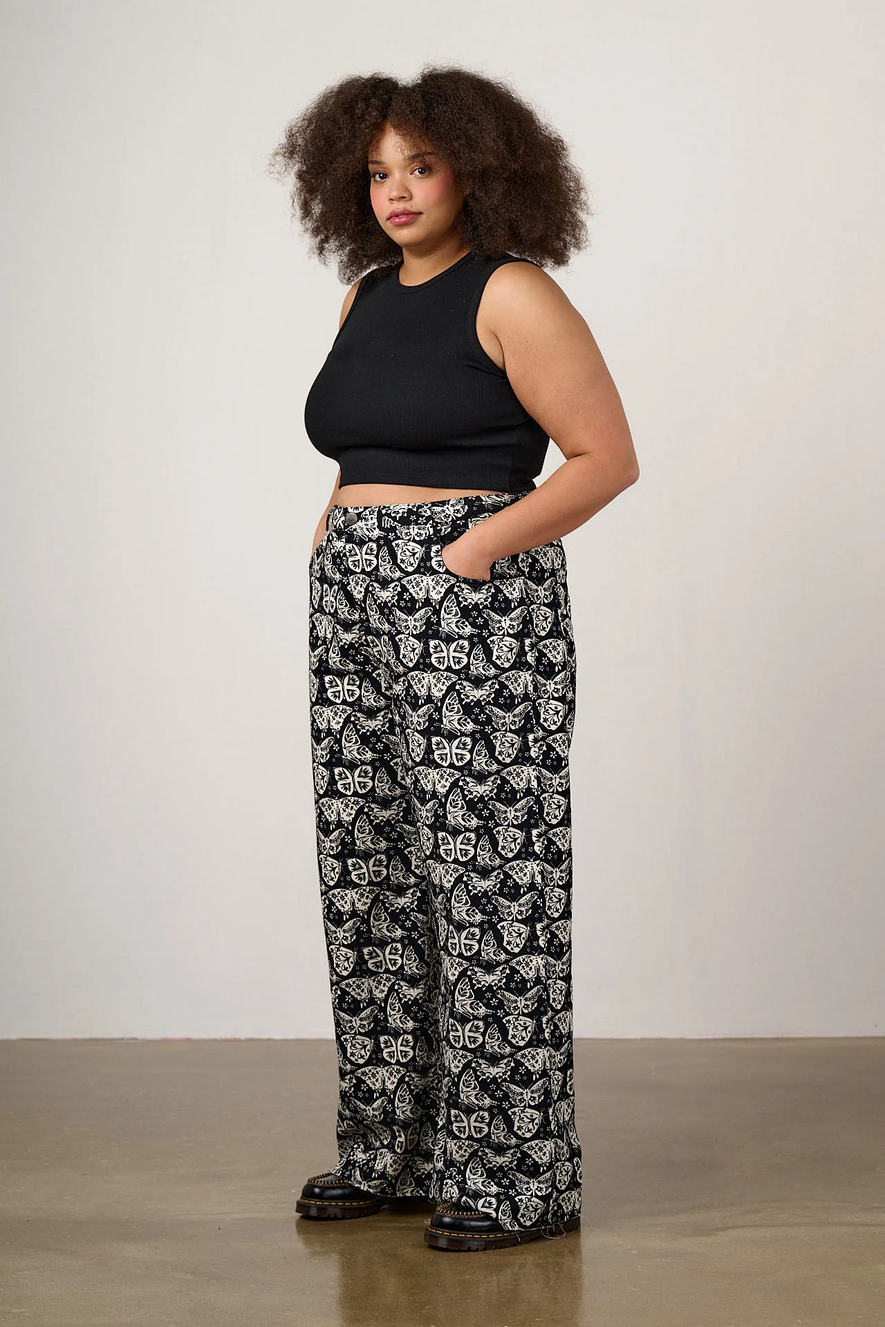 Carter - High Waisted Cotton Trousers in Black & White Butterfly Print - Image 5
