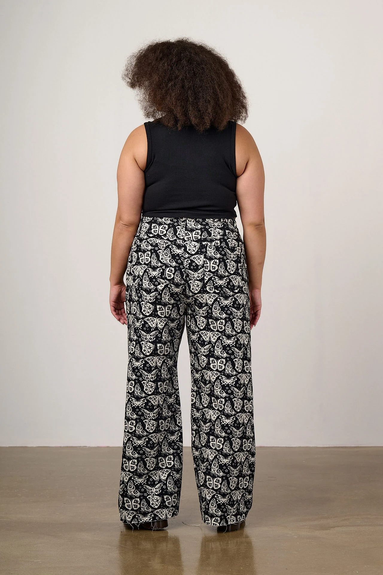 Carter - High Waisted Cotton Trousers in Black & White Butterfly Print - Image 7