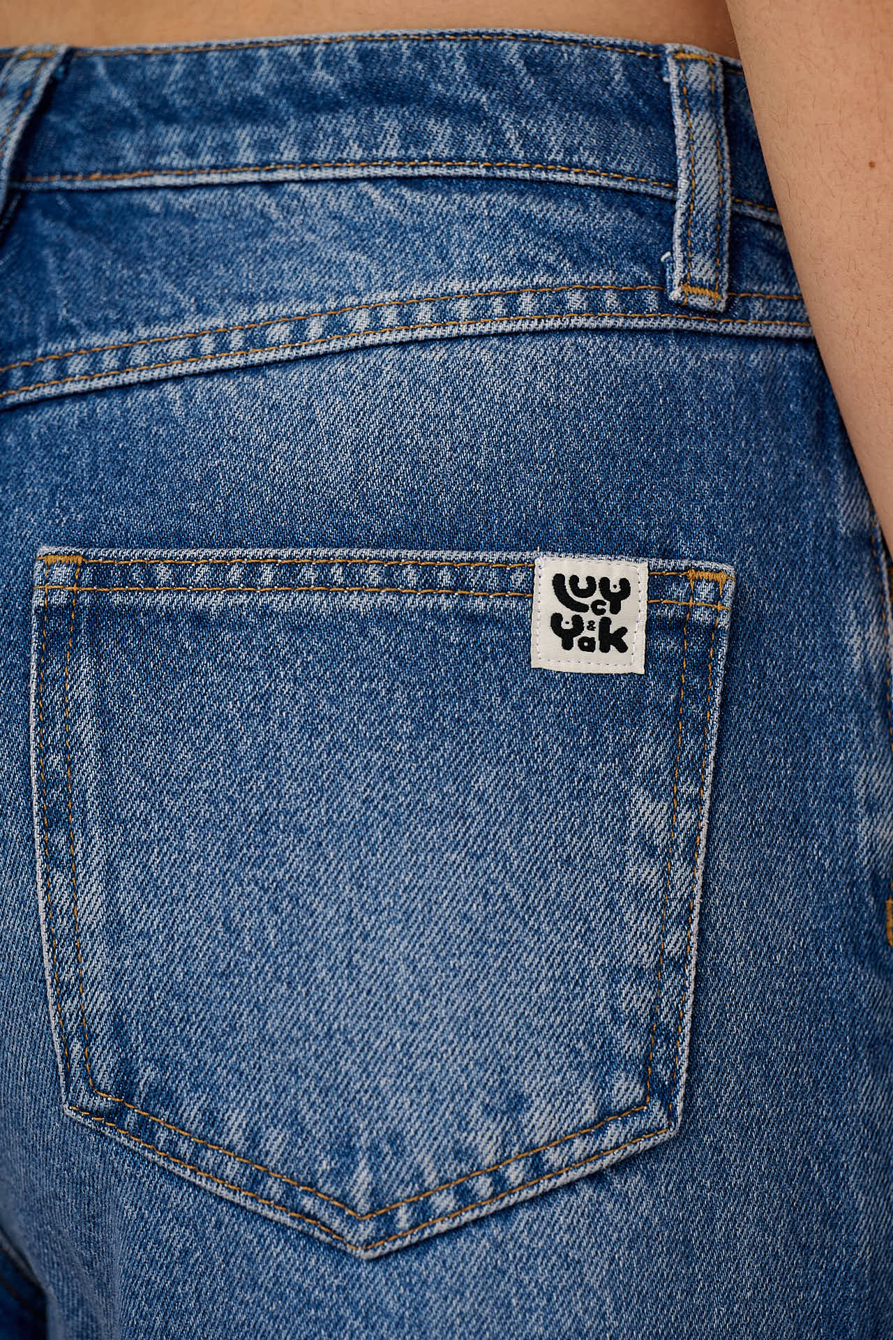 Carter - High Waisted Denim Jeans in Vintage Wash Blue - Image 4