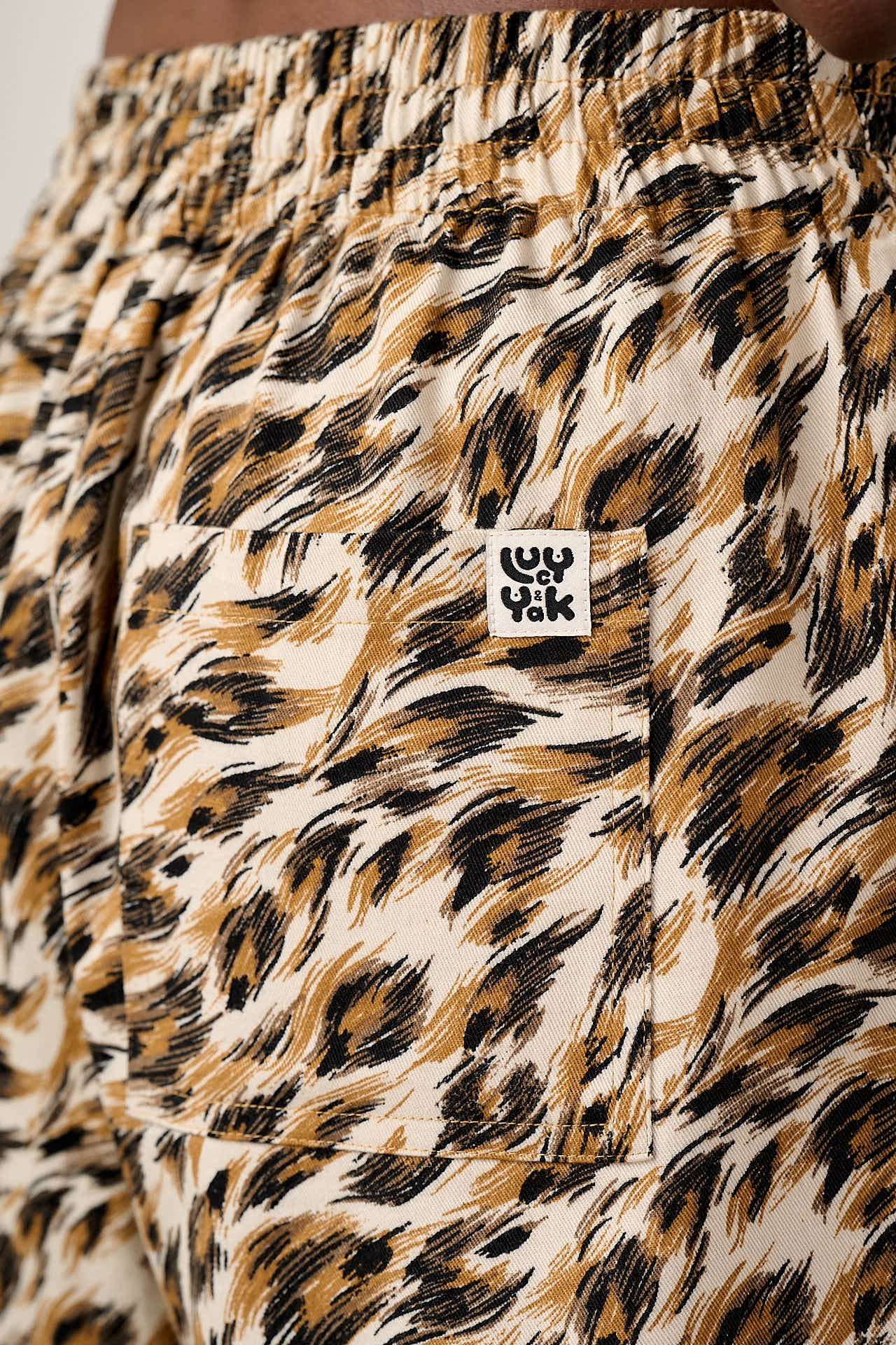 Charlie - Cotton Beach Shorts in Leo Swirl - Image 3