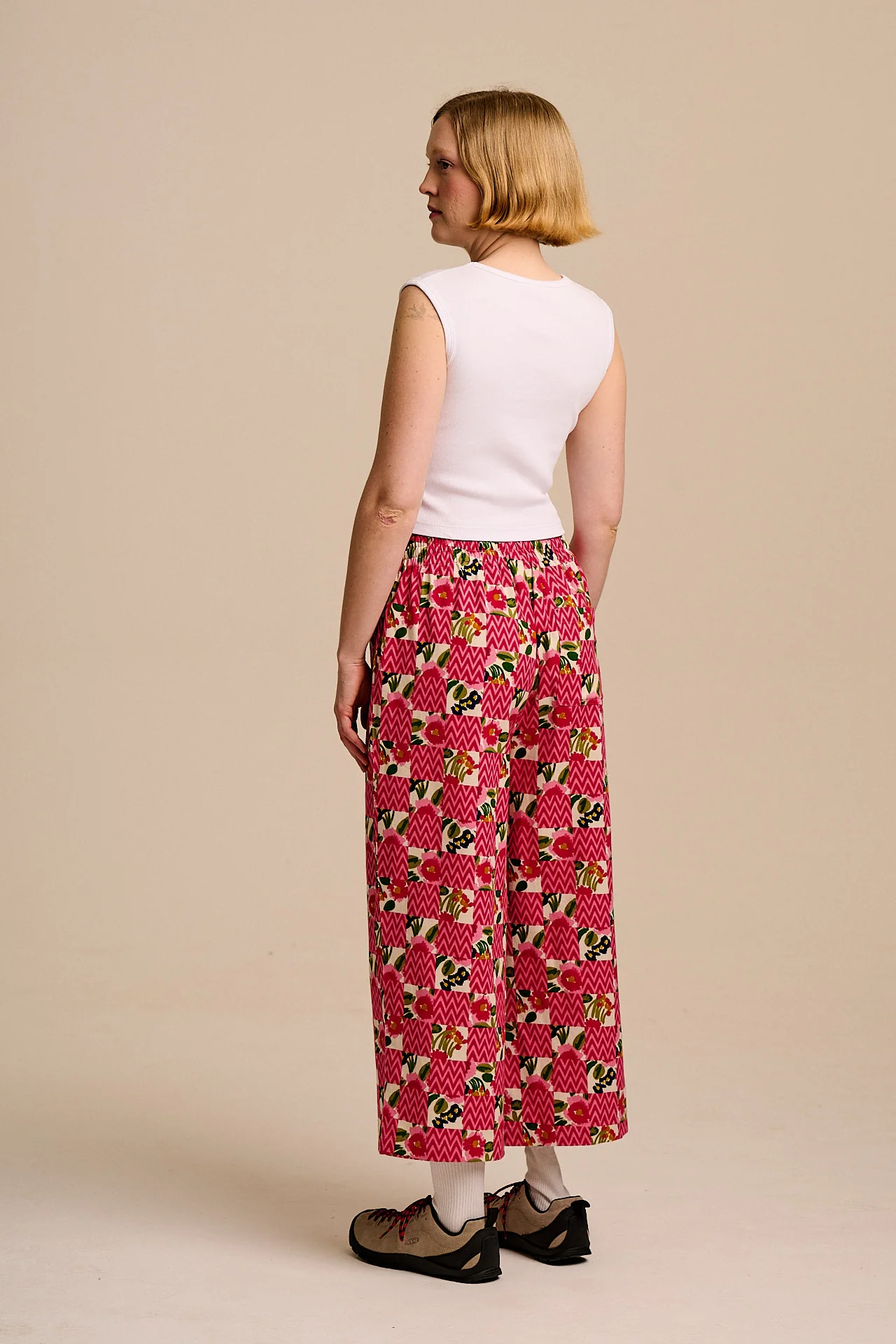 Chuck - Wide Leg Cotton Trousers in Zig Zag Floral Checkerboard - Image 5