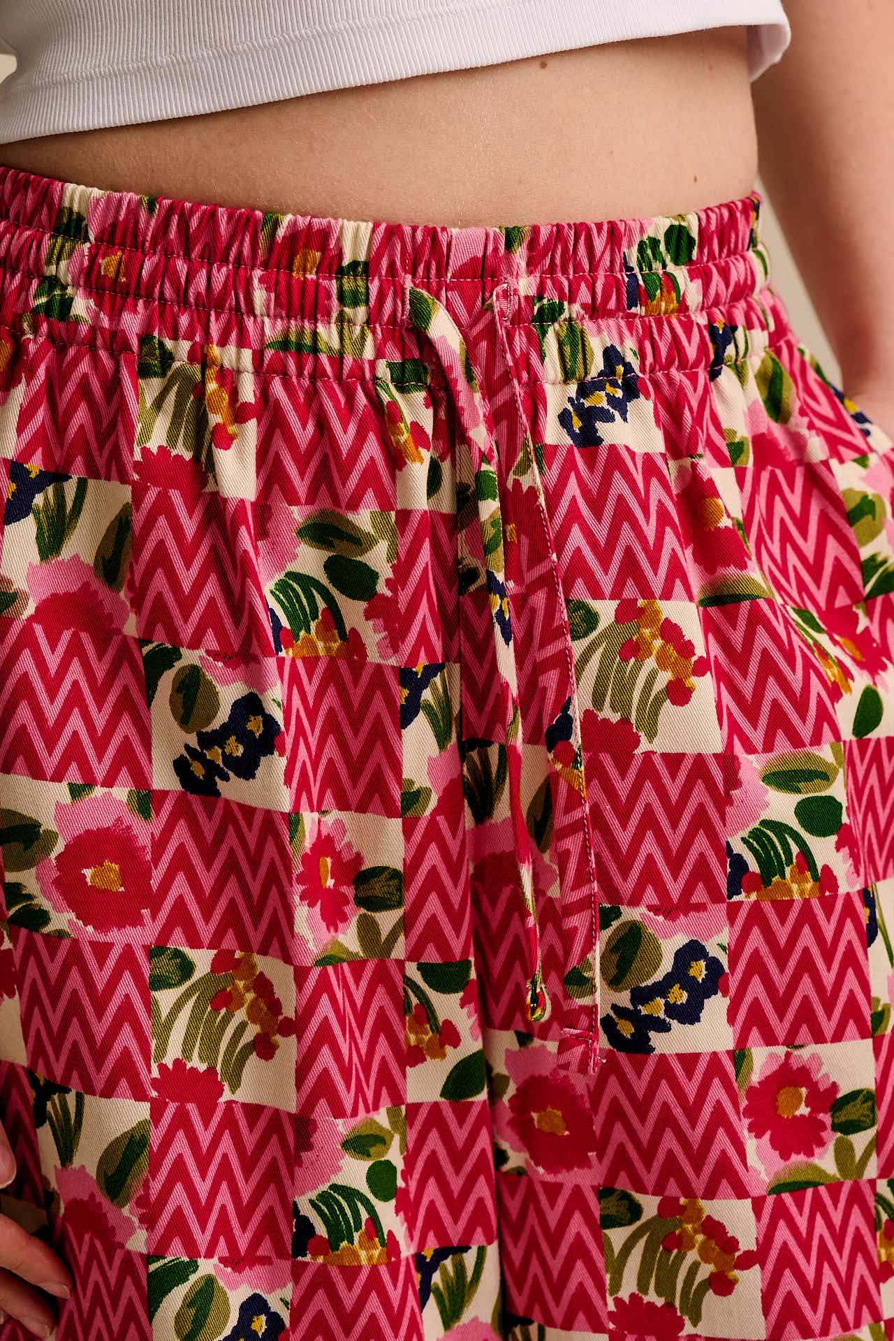 Chuck - Wide Leg Cotton Trousers in Zig Zag Floral Checkerboard - Image 7