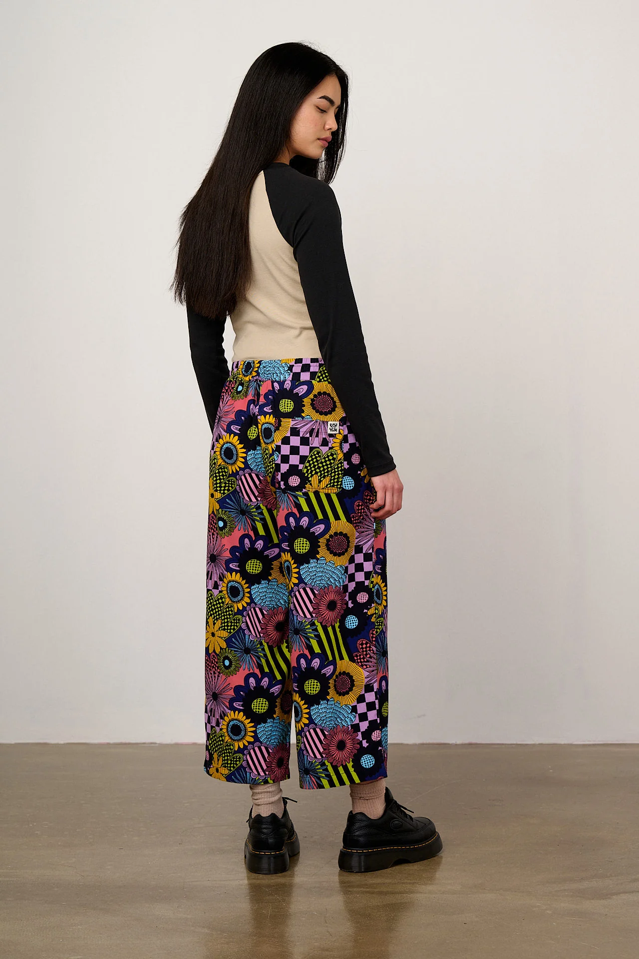 Chuck - Wide Leg Cotton Trousers in Dreams Over Reality - Image 7