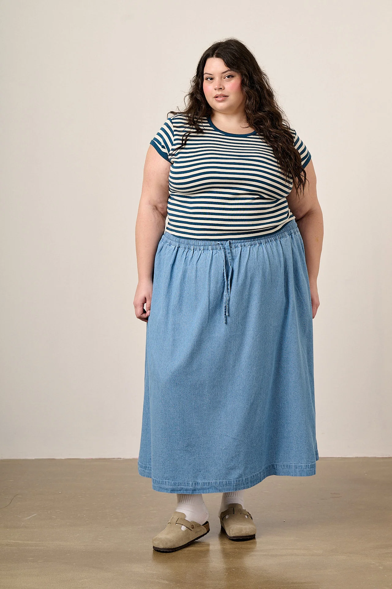 Clara - Cotton Midi Skirt in Light Blue - Image 3