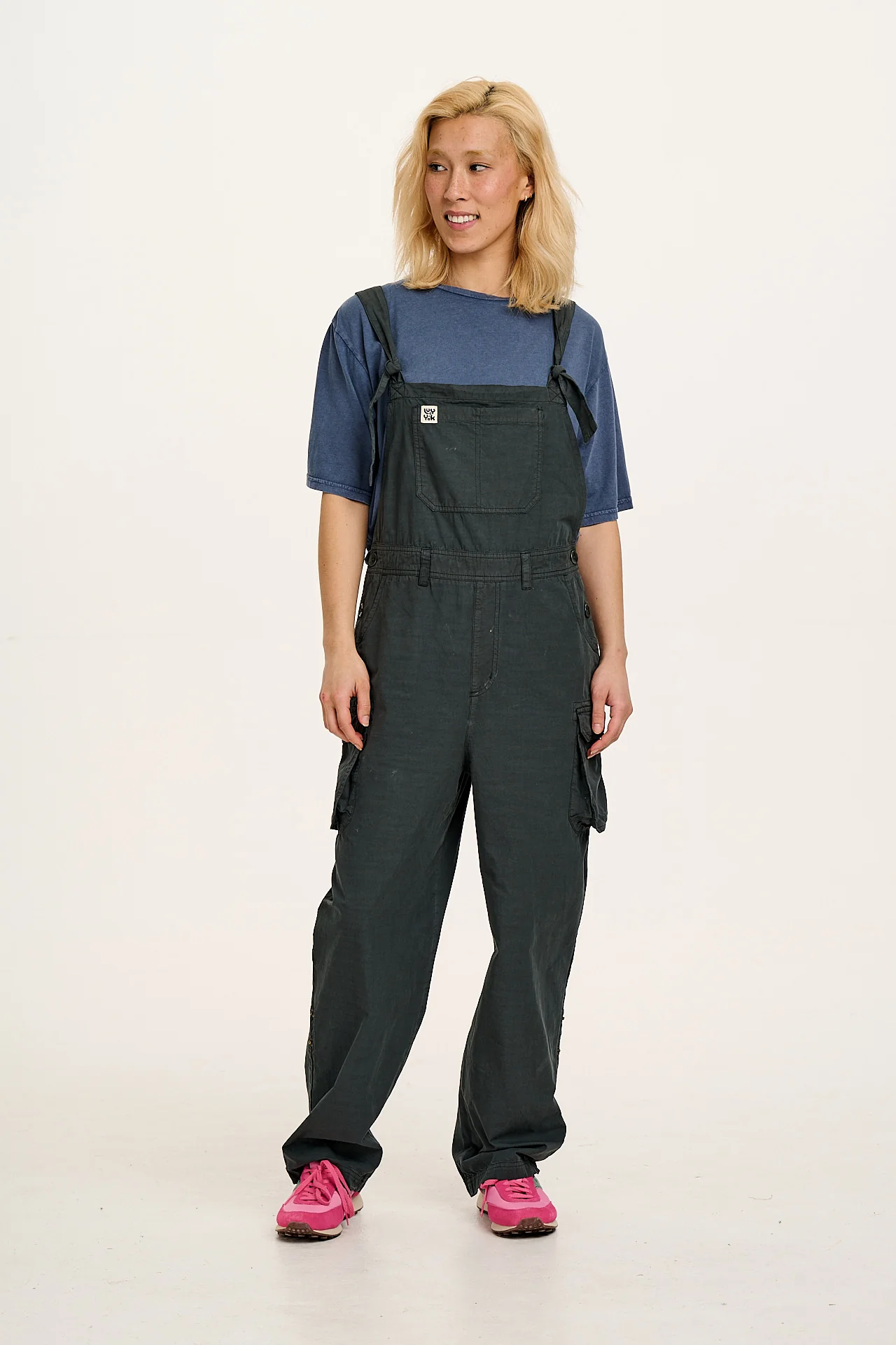 Colorado - Cotton Cargo Dungarees in Midnight Black - Image 3