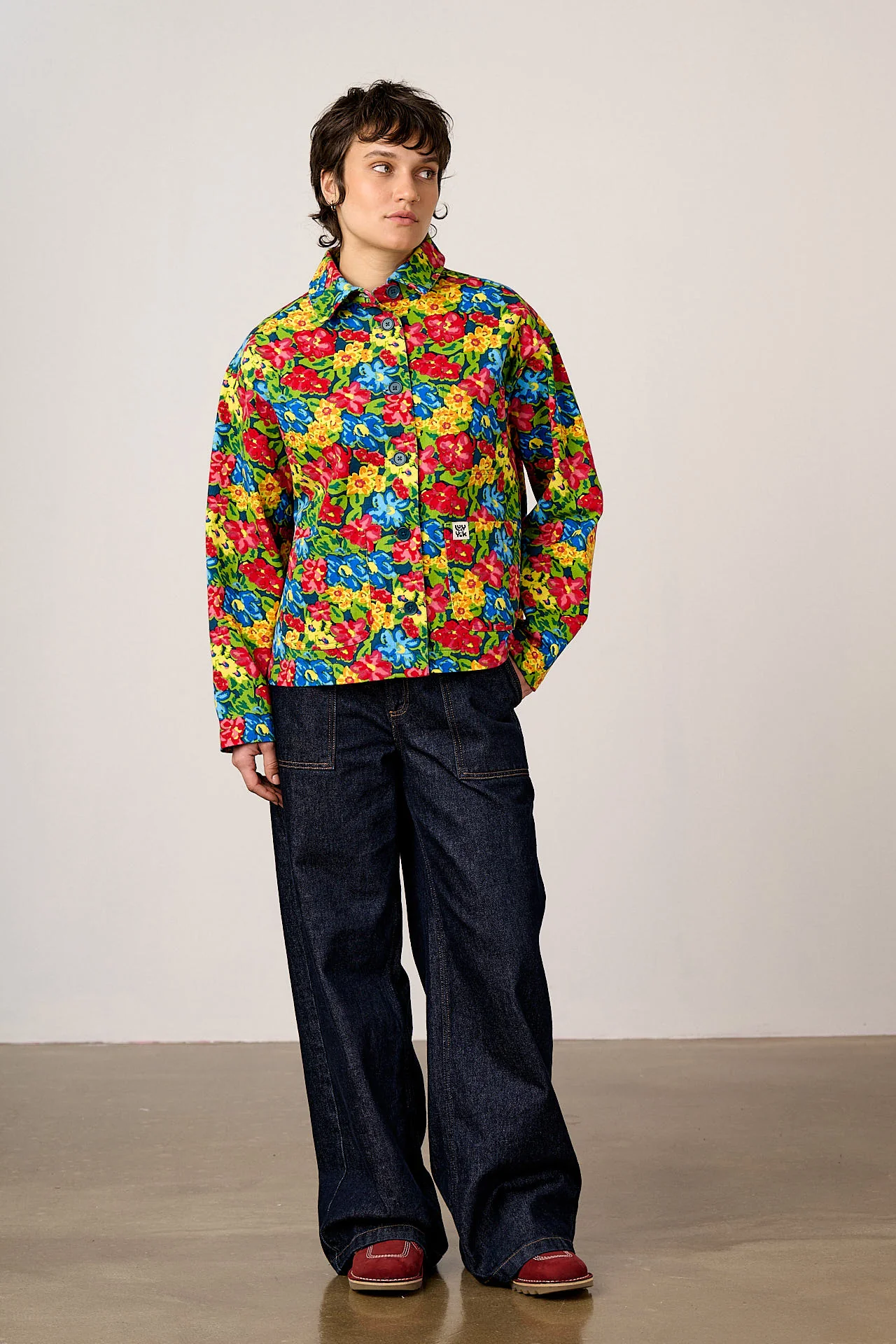 Connie - Cotton Jacket in 80s Scribbled Floral - Image 2