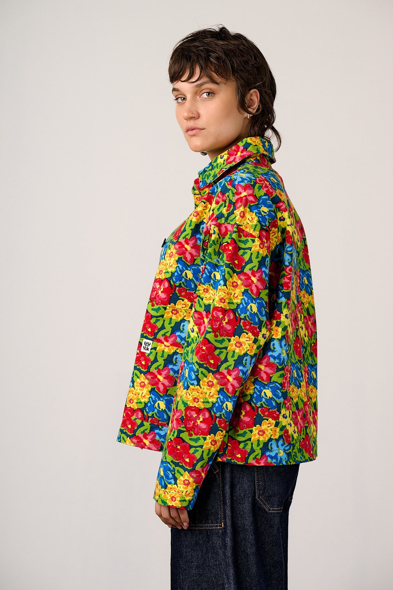 Connie - Cotton Jacket in 80s Scribbled Floral - Image 4