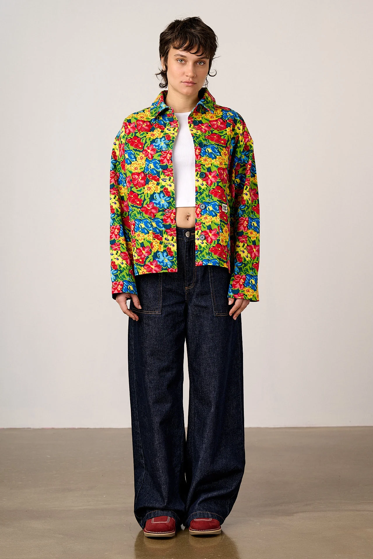 Connie - Cotton Jacket in 80s Scribbled Floral - Image 5