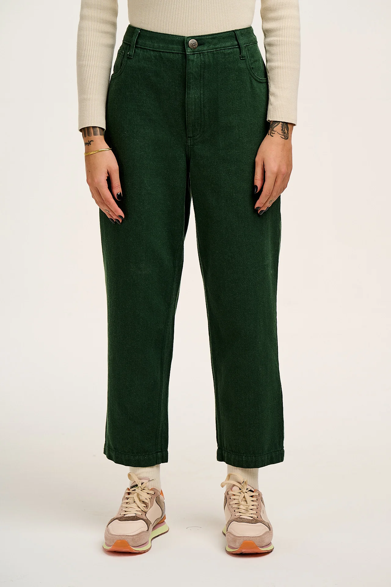 Drew - Cropped Straight Leg Denim Jeans in Posy - Image 2