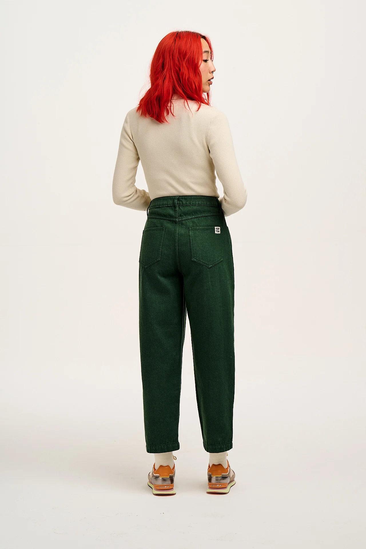 Drew - Cropped Straight Leg Denim Jeans in Posy - Image 6