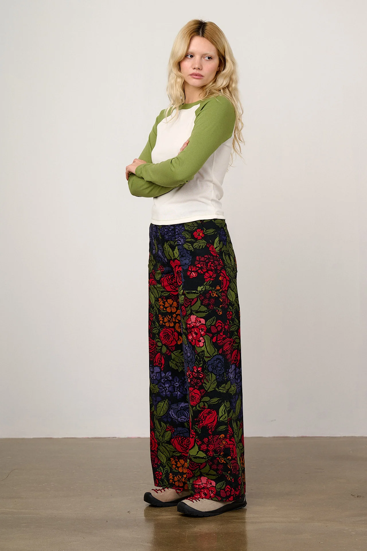 Delores - Wide Leg Cotton Jeans in Maria Print - Image 3