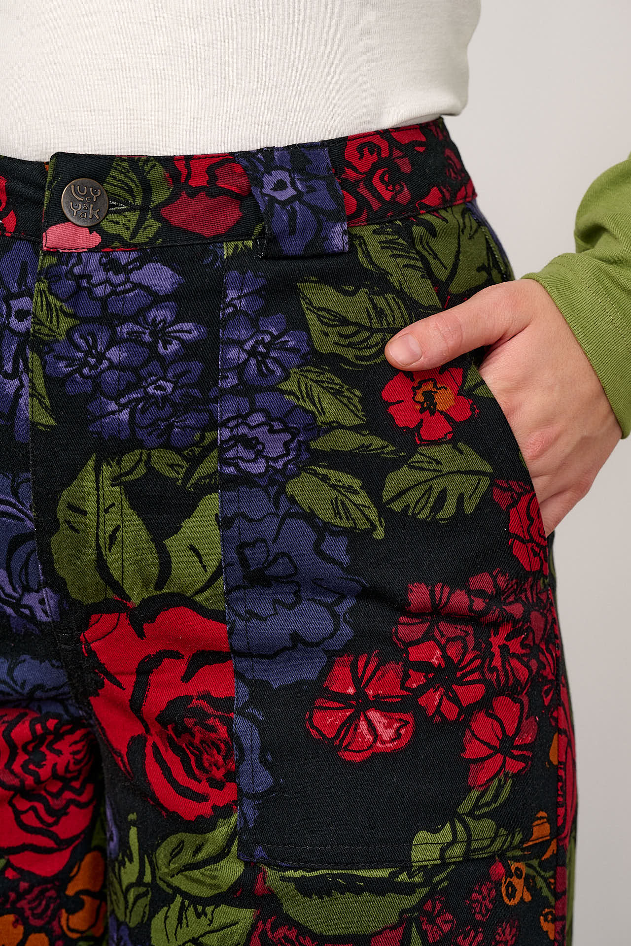 Delores - Wide Leg Cotton Jeans in Maria Print - Image 4