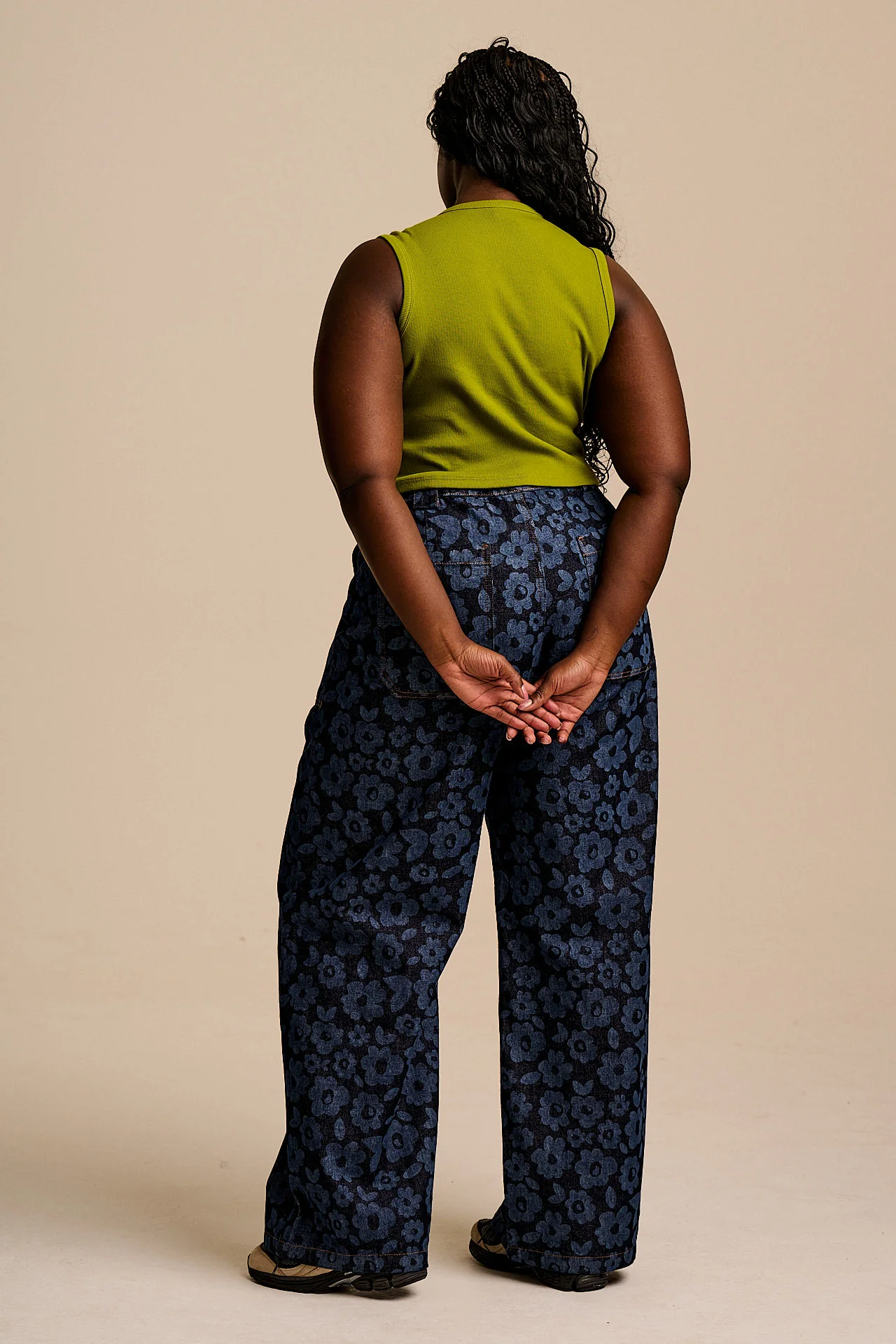 Delores - Wide Leg Denim Jeans in Indigo Vida Floral - Image 9