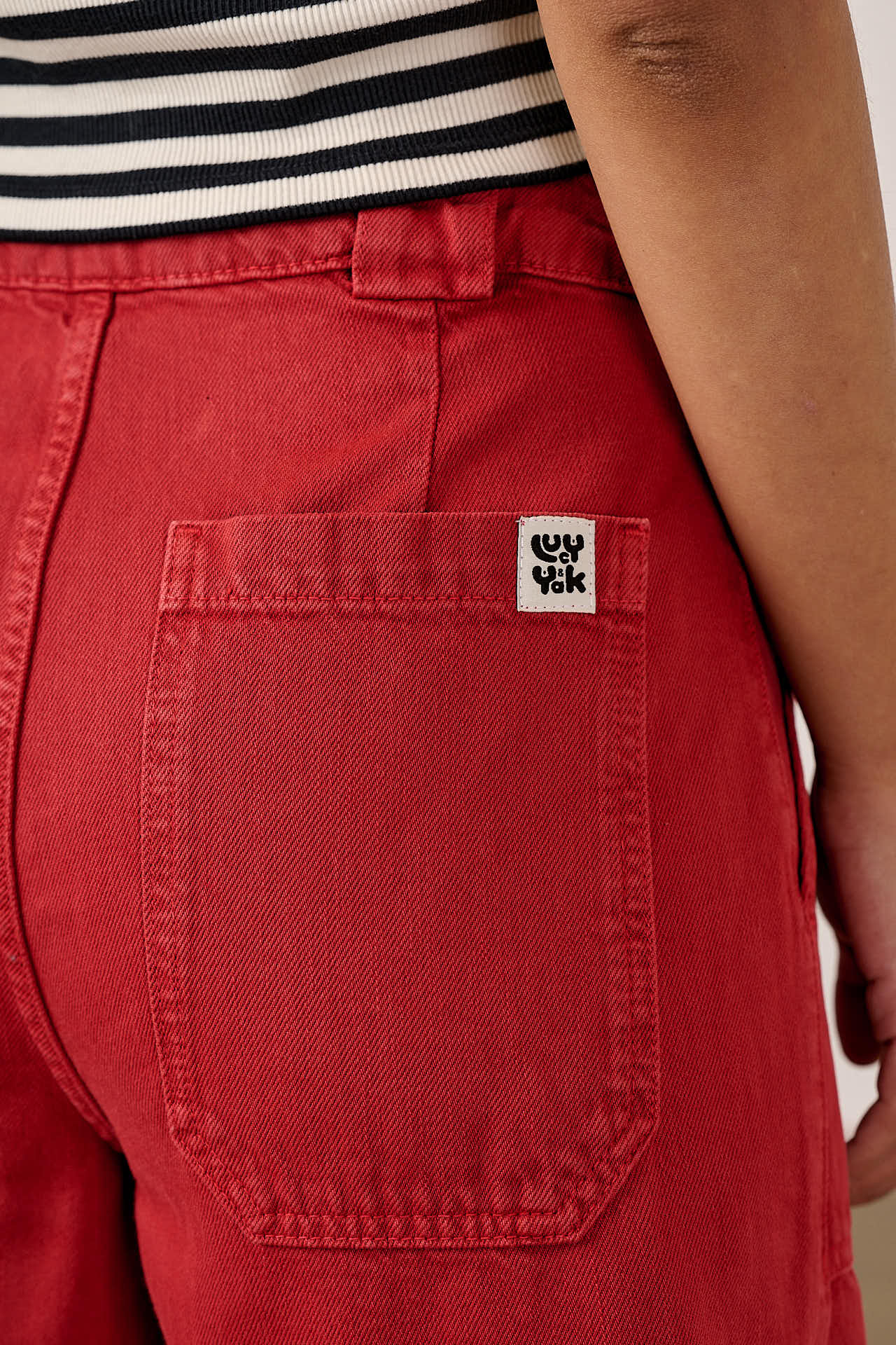 Delores - Wide Leg Denim Jeans in Red Wash - Image 3
