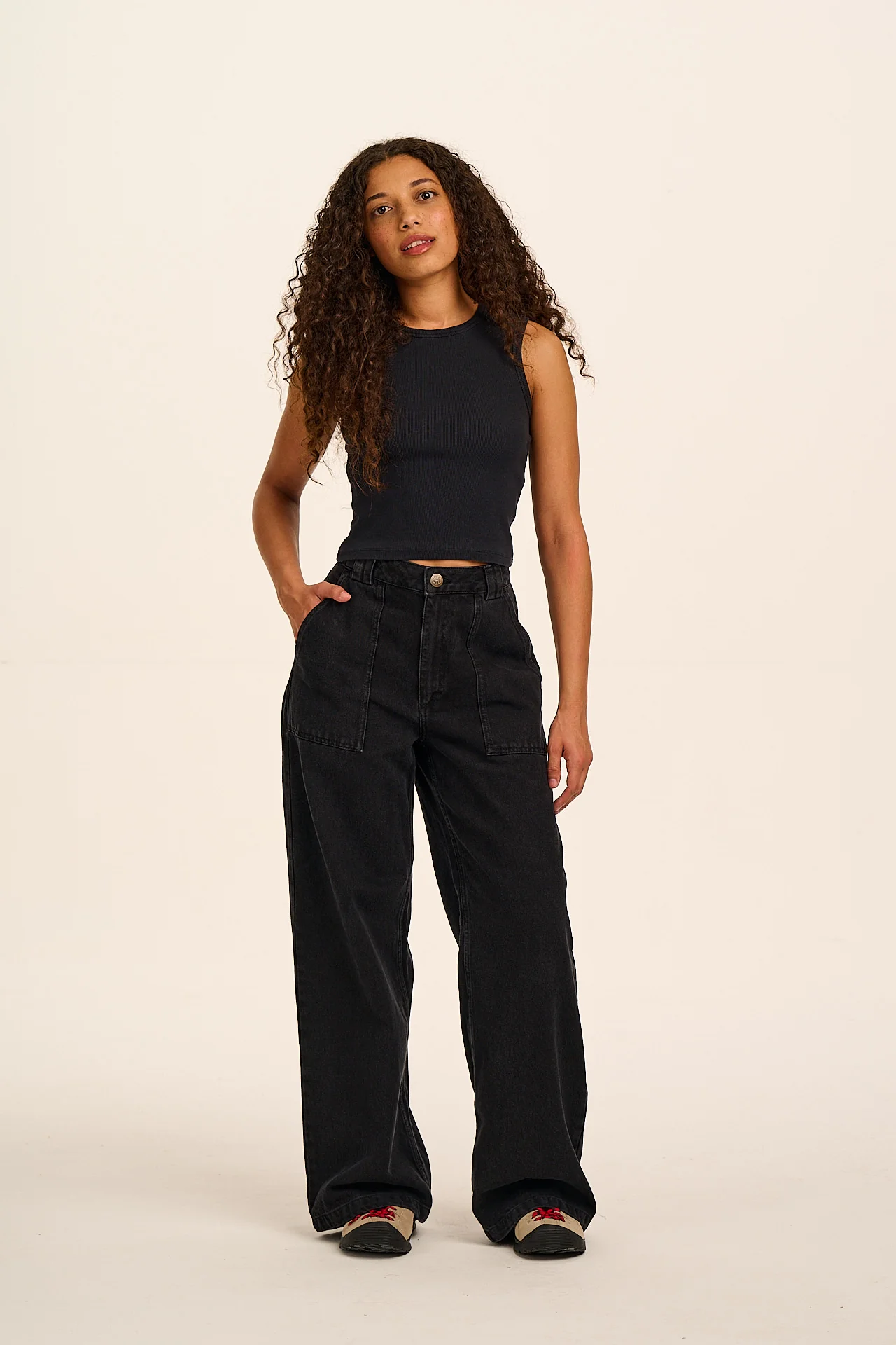 Delores - Wide Leg Denim Jeans in Washed Black - Image 5