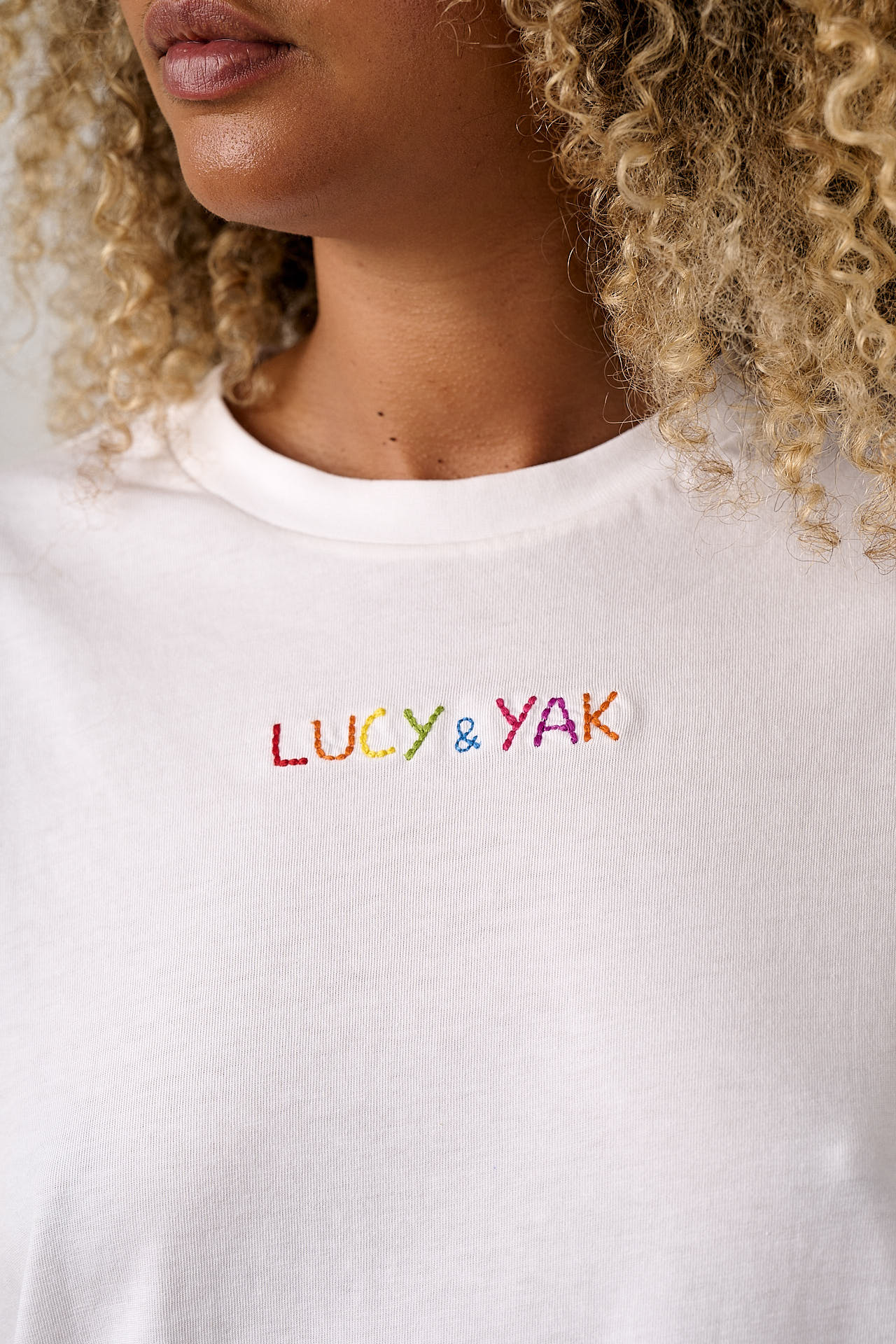 Denver - Cotton T-Shirt in White with Rainbow Logo Embroidery - Image 2