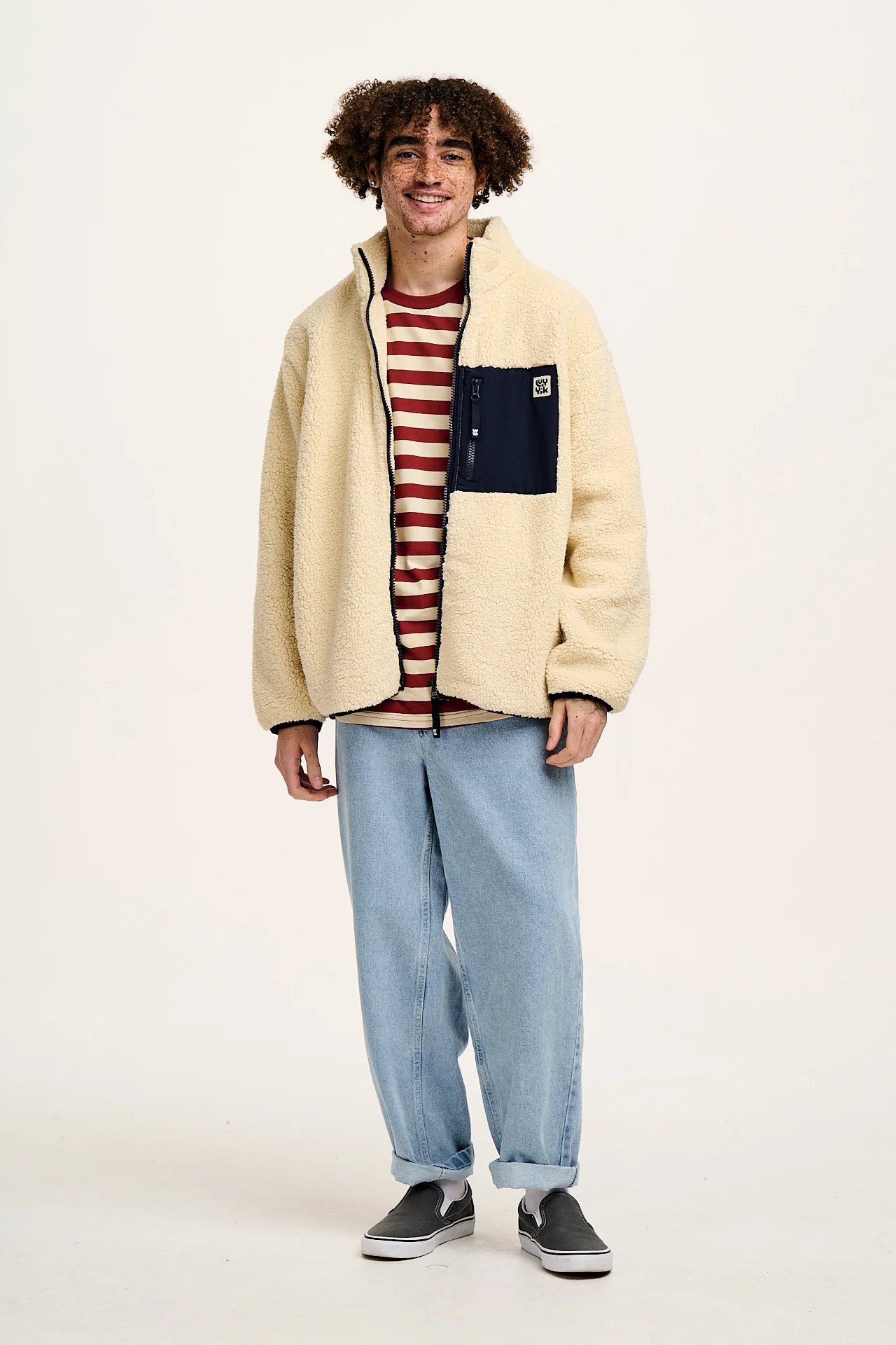 Drew - Cropped Straight Leg Denim Jeans in Light Wash Blue - Image 17