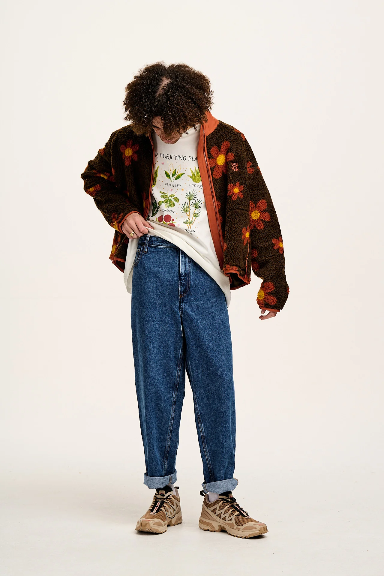 Drew - Cropped Straight Leg Denim Jeans in Mid Wash Blue - Image 9