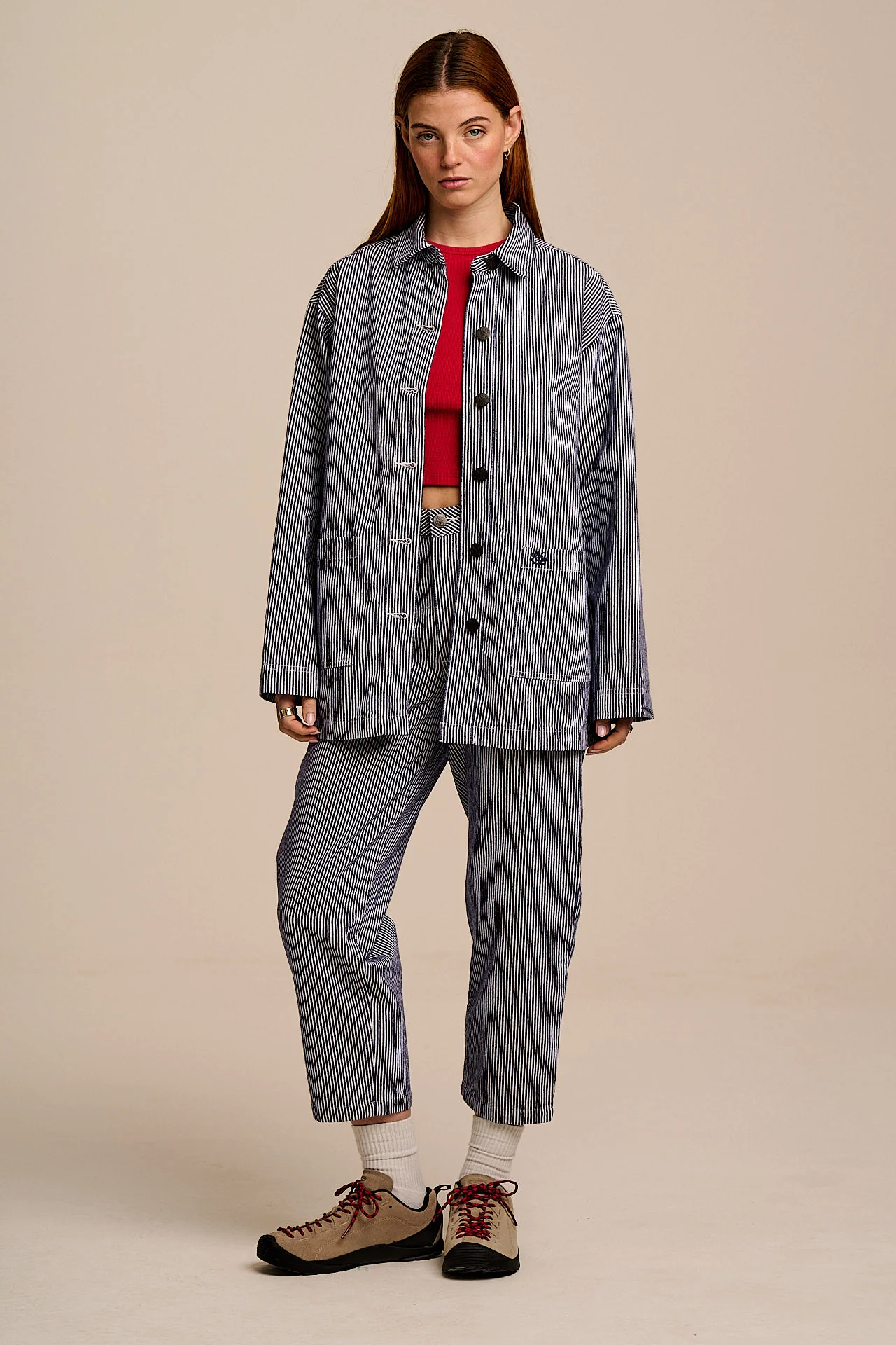 Drew - Cropped Straight Leg Cotton Trousers in Navy Stripe - Image 4