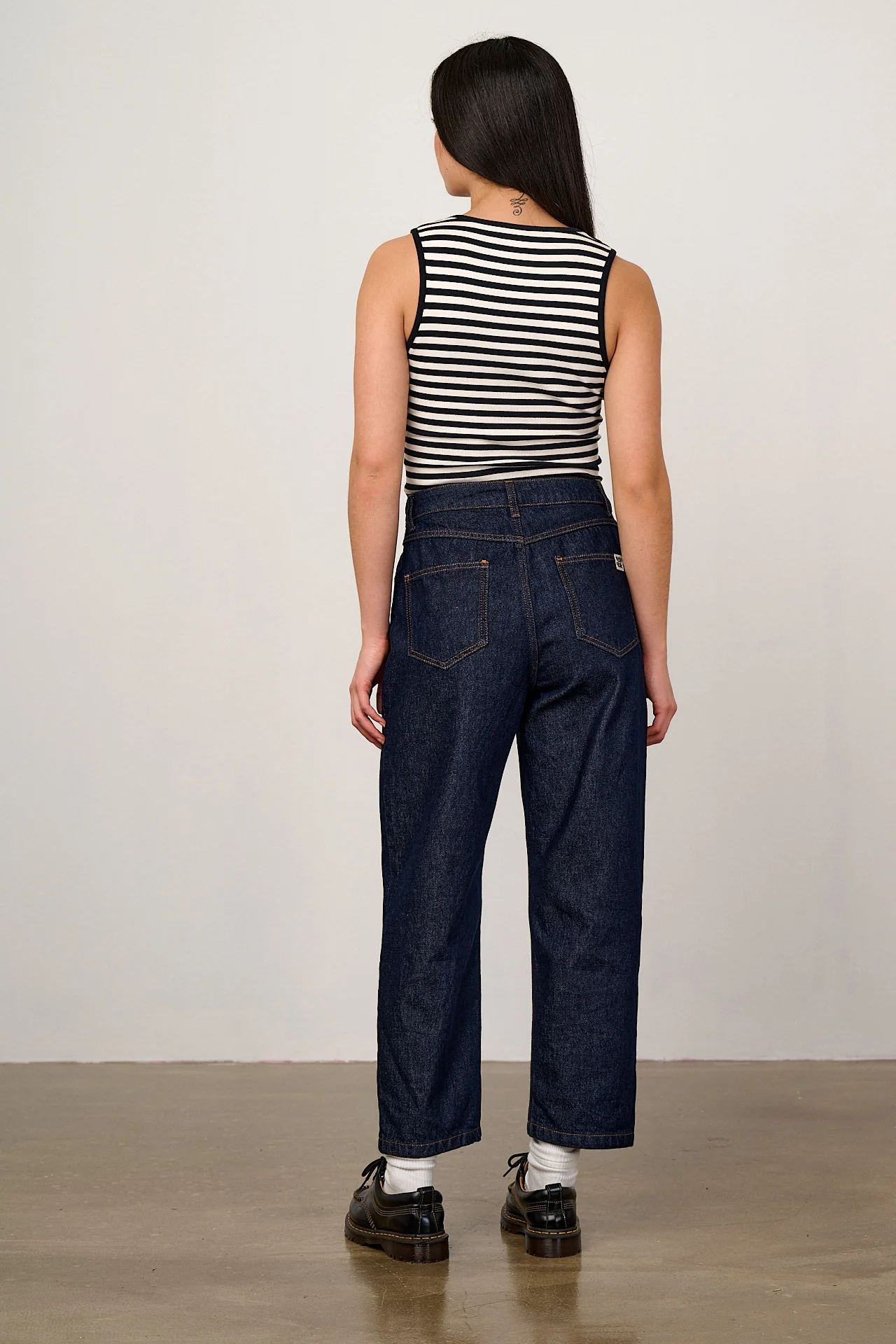 Drew - Cropped Straight Leg Denim Jeans in Vintage Indigo - Image 6