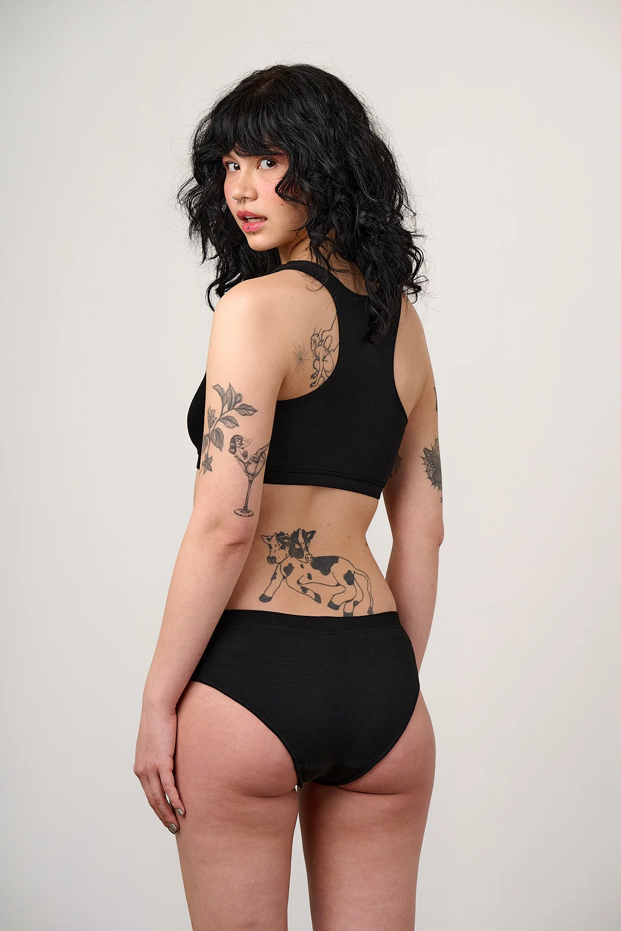 Emil - Viscose Crop Top in Black - Image 3