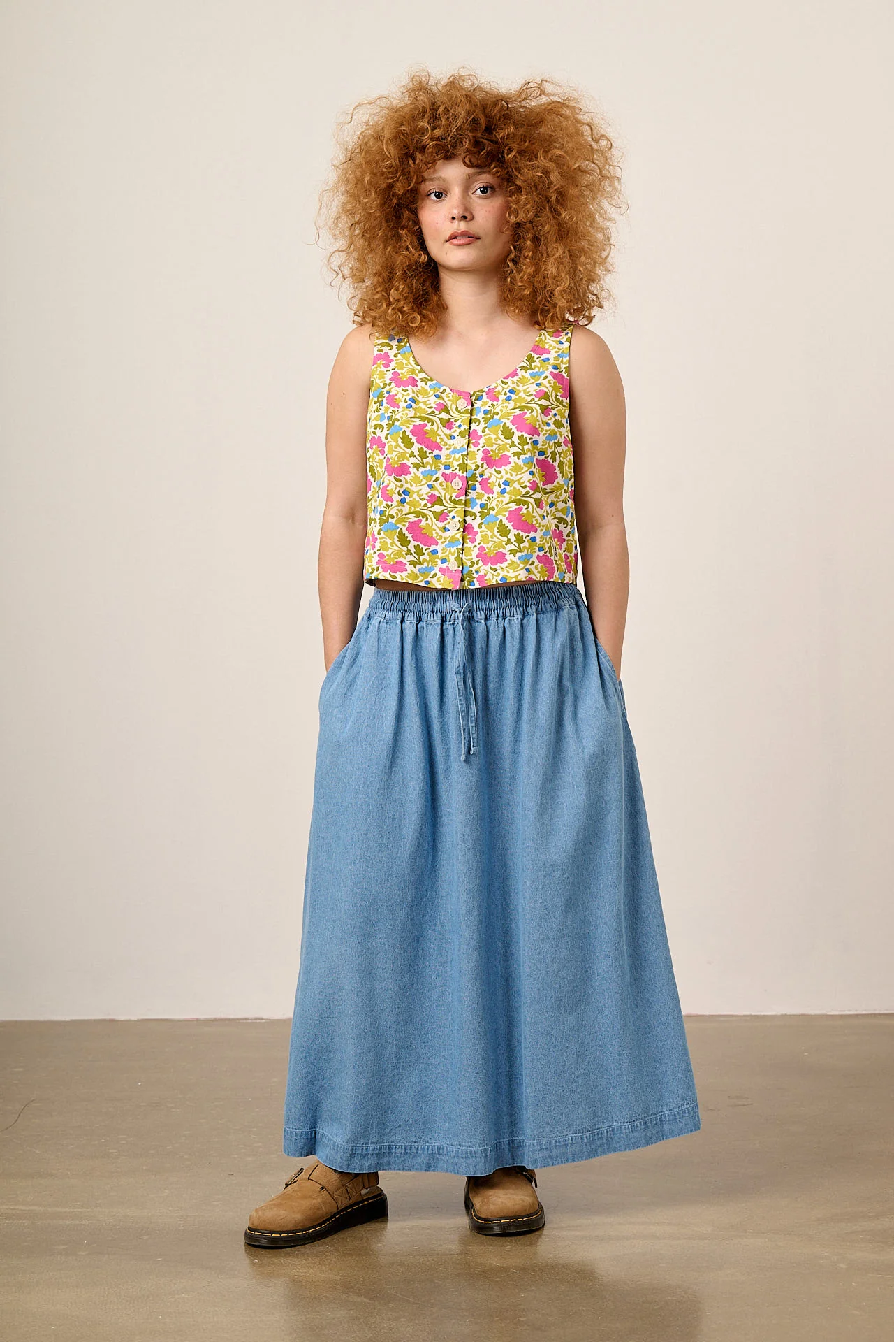 Etoile - Viscose Button Up Tank in Carnation Print - Image 4