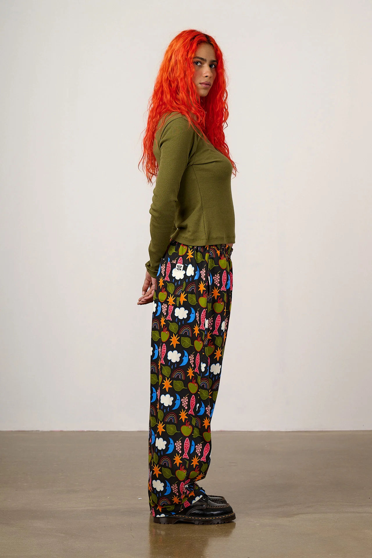 Freddie - Barrel Leg Cotton Jersey Trousers in Naive Shapes Print - Image 4