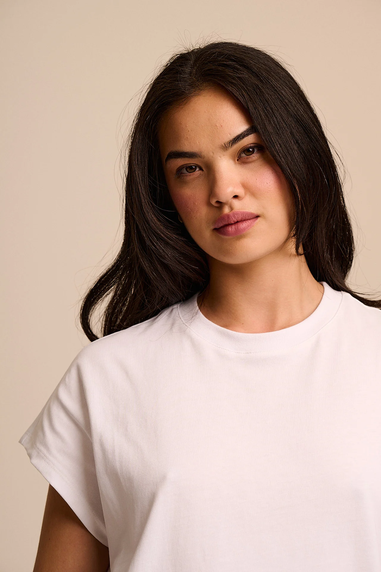 Inessa - Cotton Cap Sleeve T-Shirt in White - Image 4